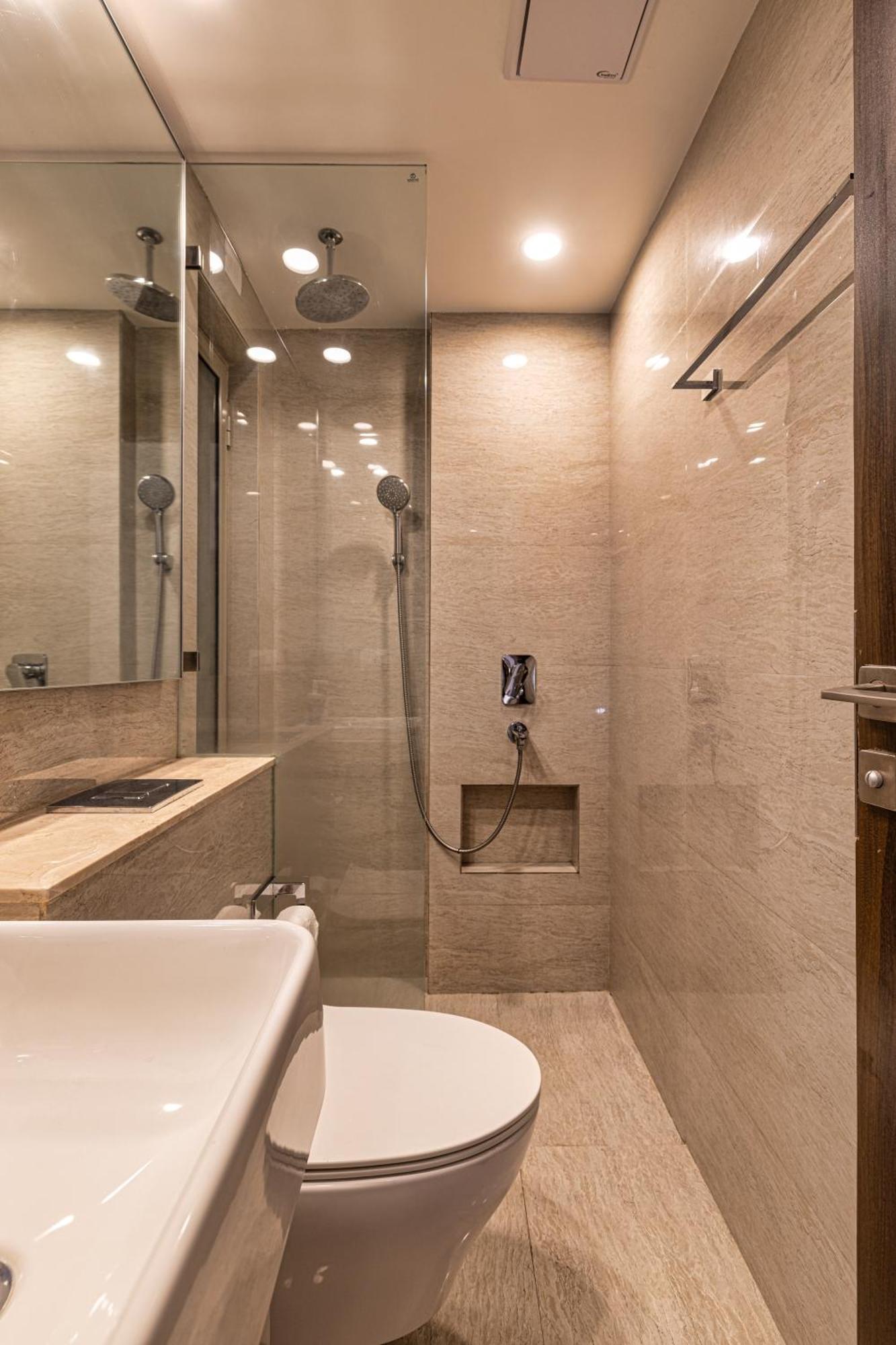 Entire One Bedroom - Hiranandani Gardens, Powai Bombaim