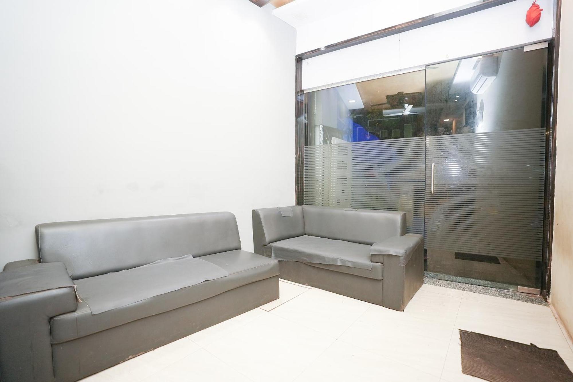 Royal Aqua Hotel 2*
