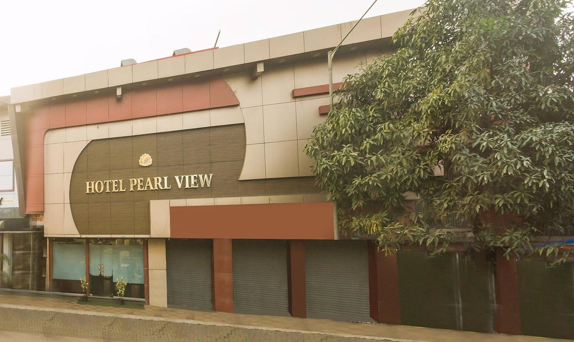 Hotel Capital O Pearl Near Us Embassy Bombaim