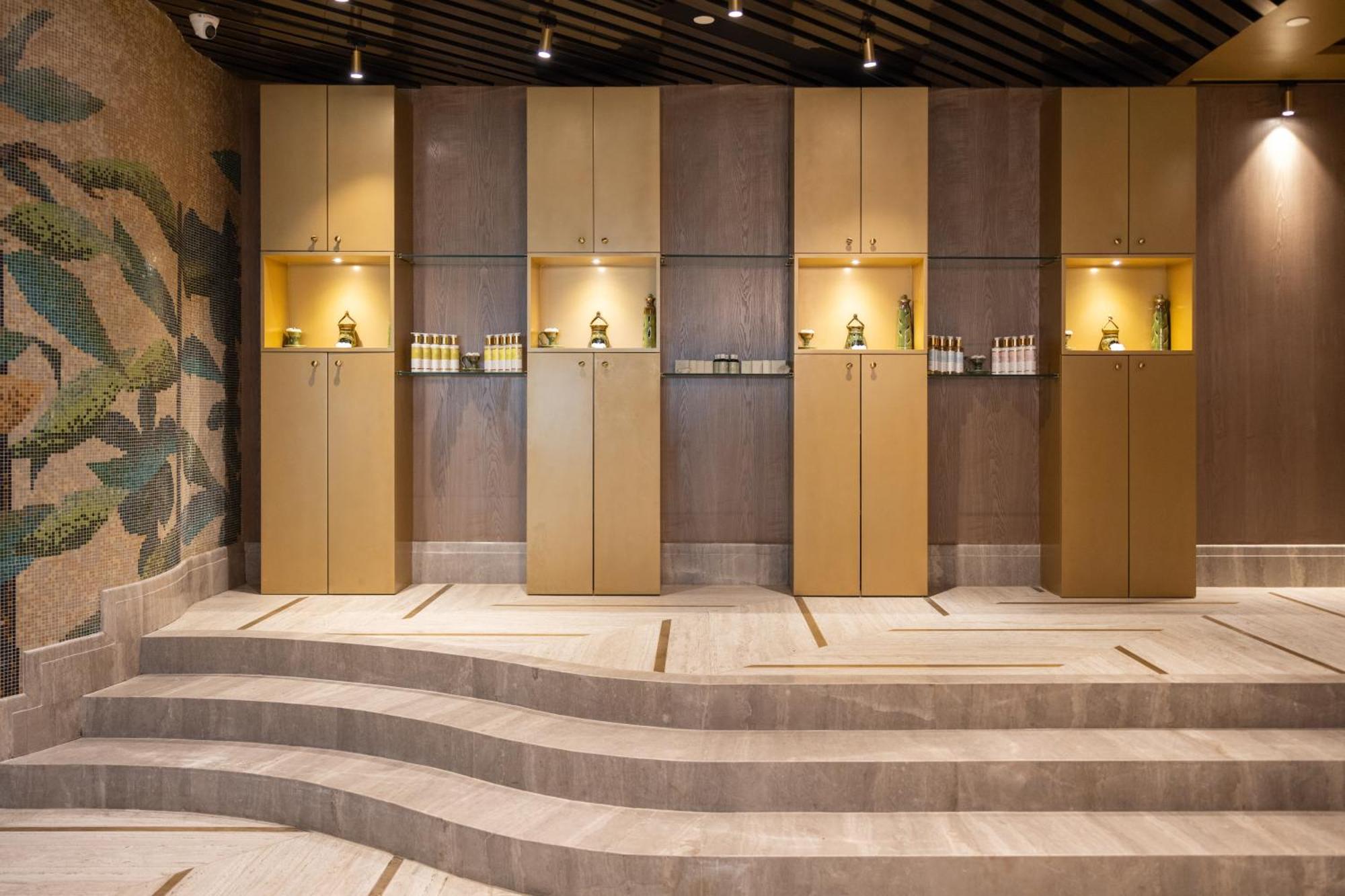 Taj Lands End Hotel