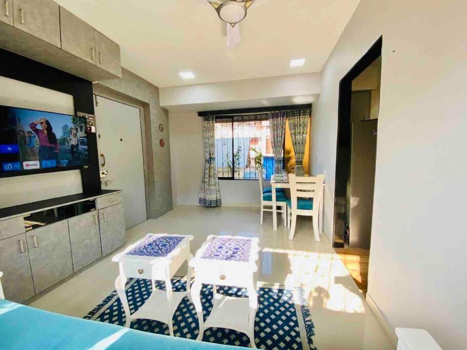 Saba 201 Charming 3 Bedrooms 2 Bathrooms In Bandra West With Balcony By Connekt Homes Apartment *