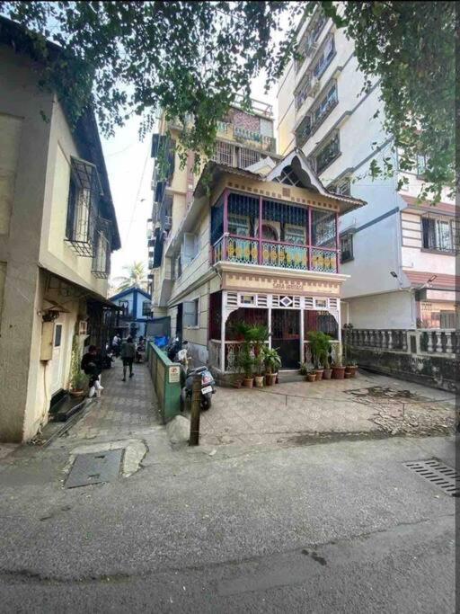 Saba 201 Charming 3 Bedrooms 2 Bathrooms In Bandra West With Balcony By Connekt Homes Apartment *