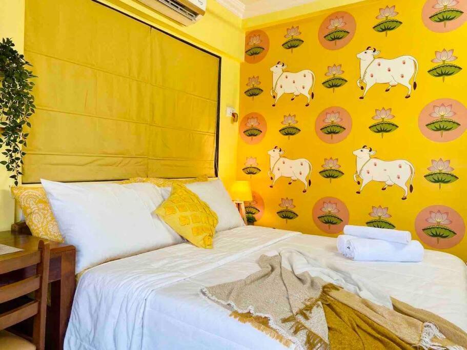 Saba 201 Charming 3 Bedrooms 2 Bathrooms In Bandra West With Balcony By Connekt Homes *