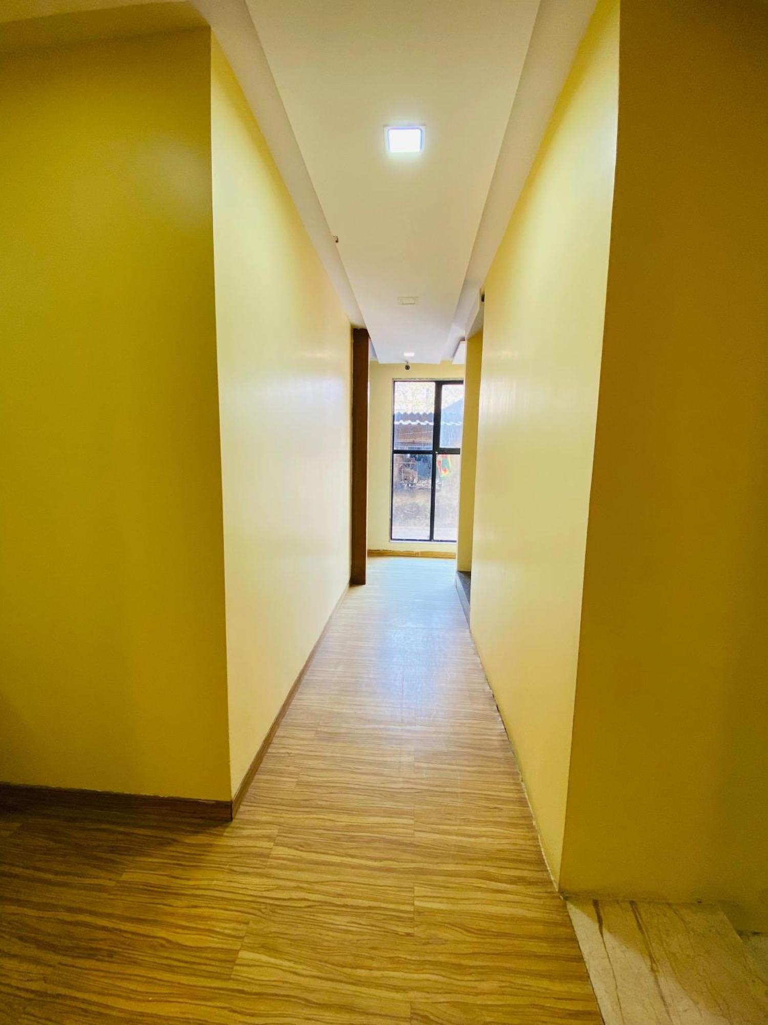 Hotel Arton Regency Near Terminal 2 Airport 3*