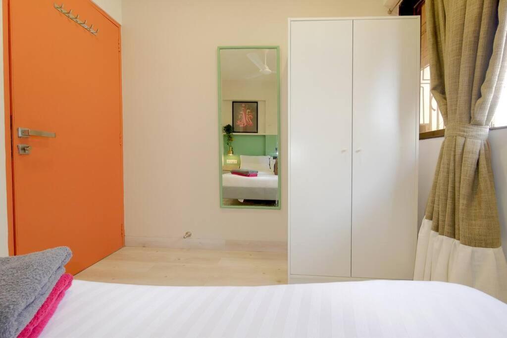 Nino 1bhk Bandra W By The Company Apartment