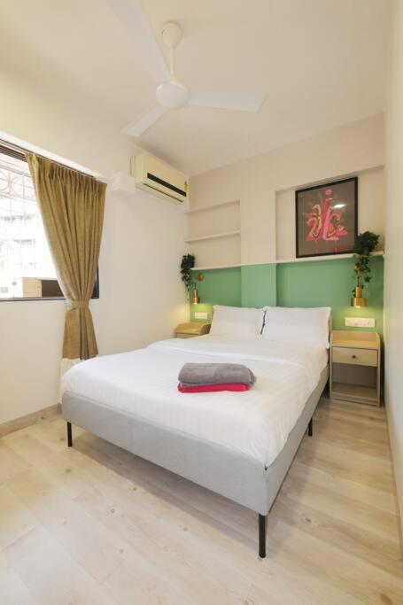 Nino 1bhk Bandra W By The Company *