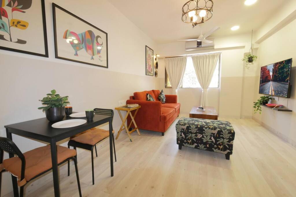 Nino 1bhk Bandra W By The Company