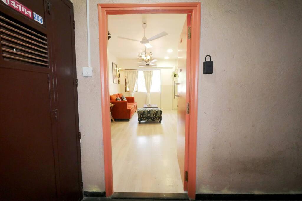 Nino 1bhk Bandra W By The Company *