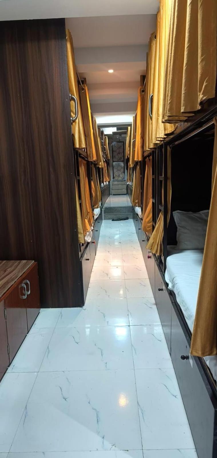 Guest house Golden View Dormitory *