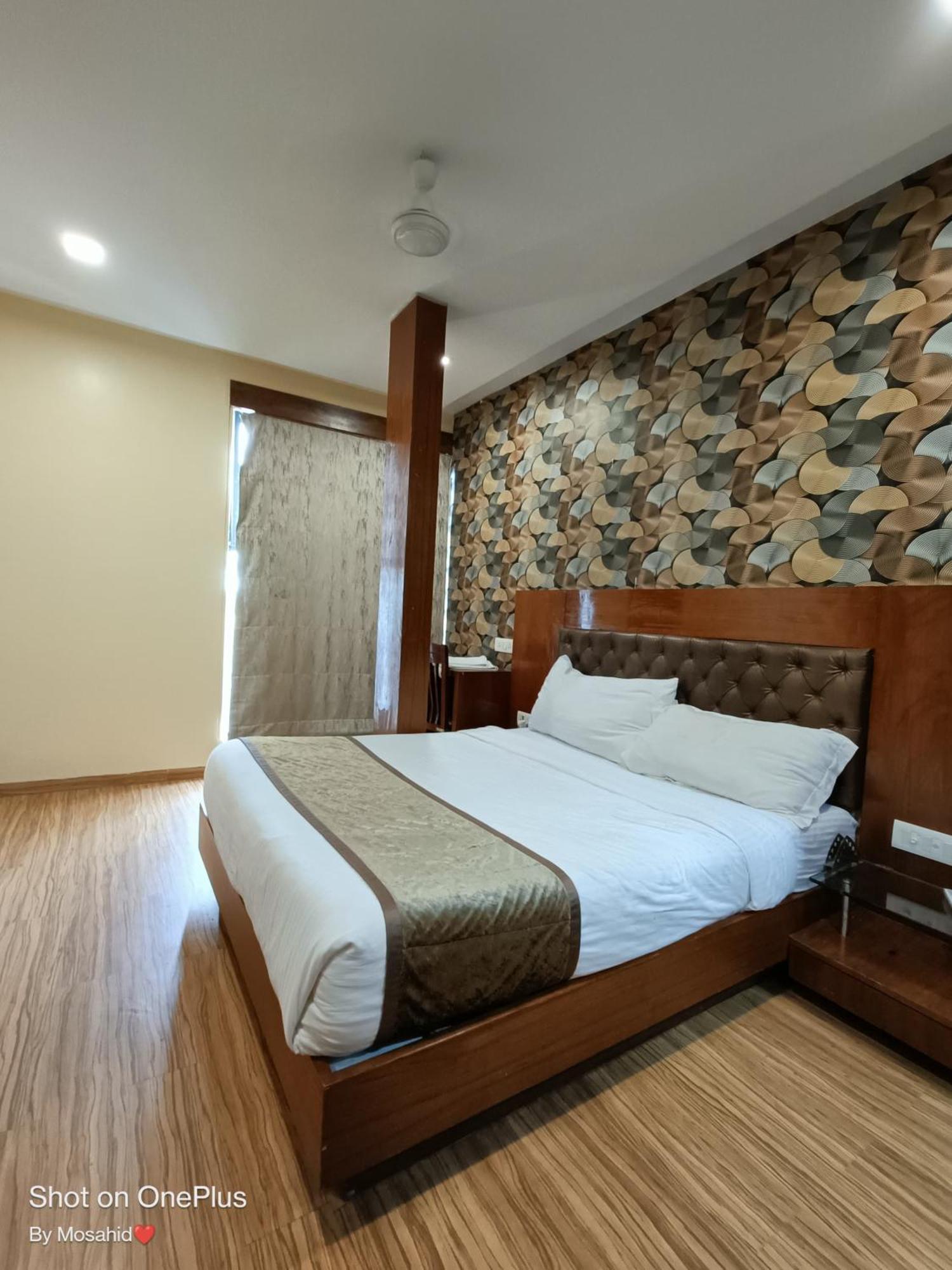 Arton Regency Near Terminal 2 Airport Hotel Mumbai