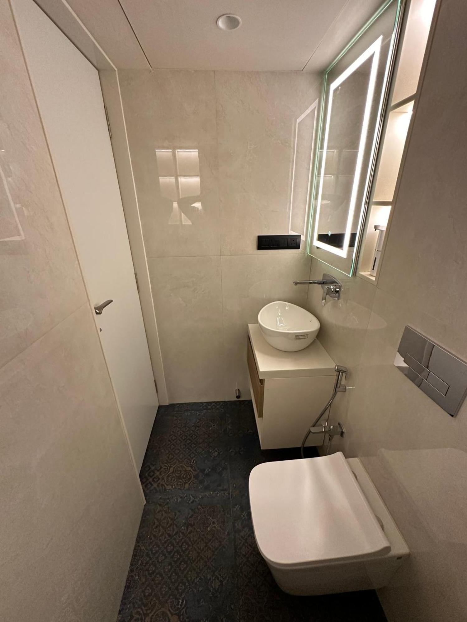 Apartment Rudraya Homes - Cozy Premium Serviced Khar - Next To Bandra