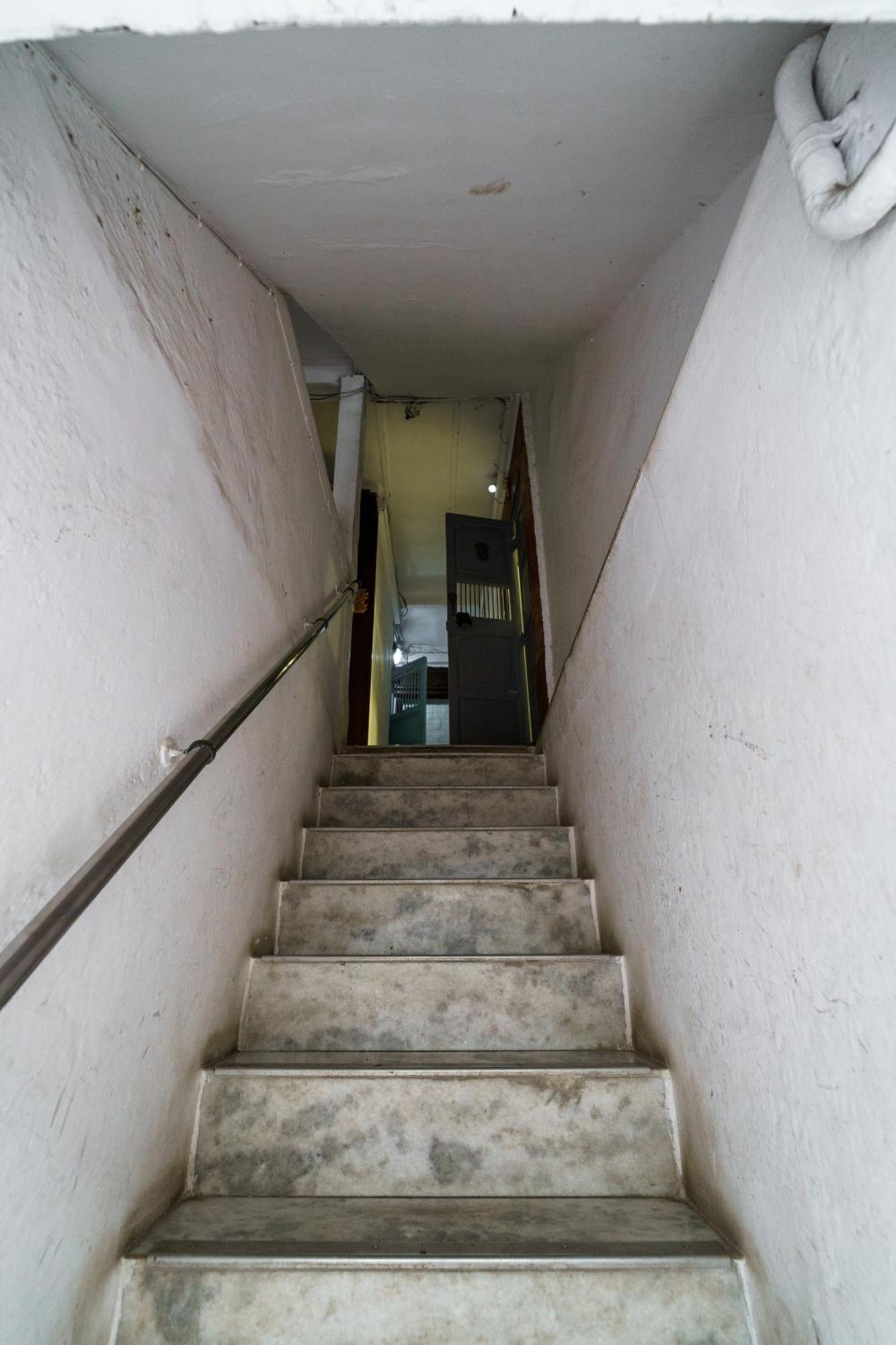 Alcove 1bhk Bandra W By The Company Apartment
