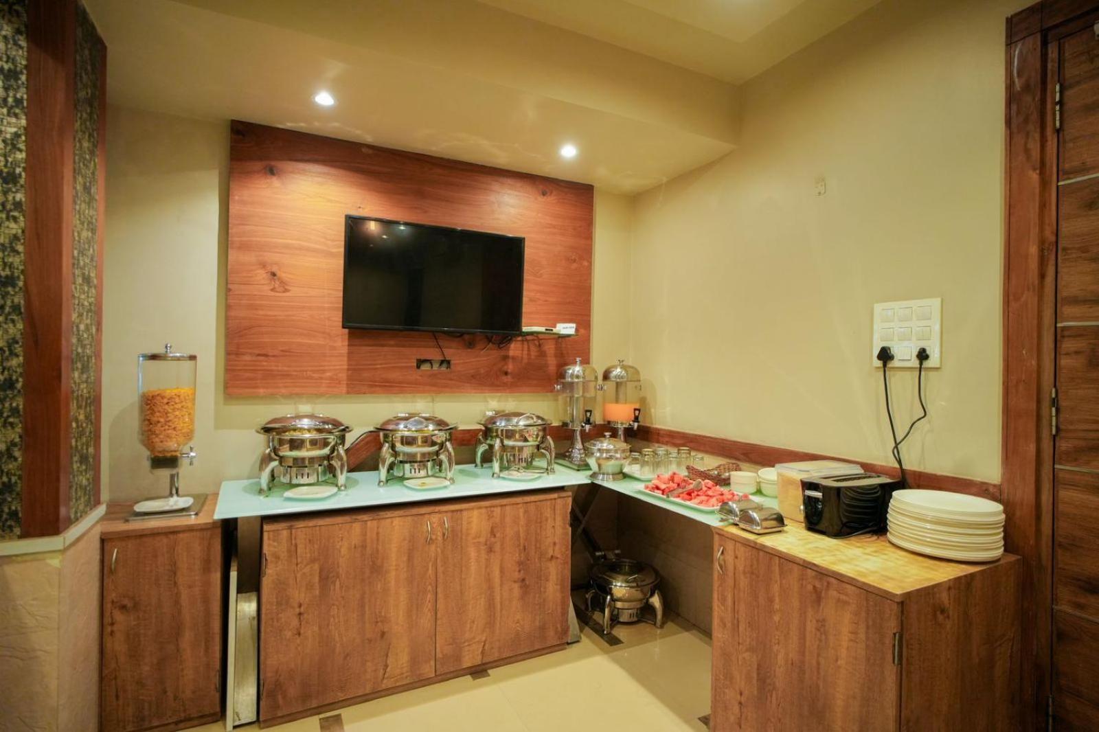 Hotel Amber Choice International Airport