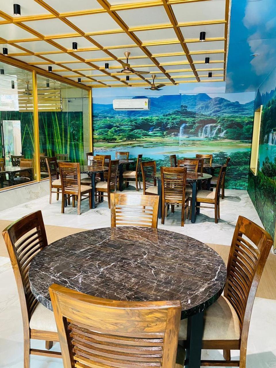 Amber Choice International Airport Hotel