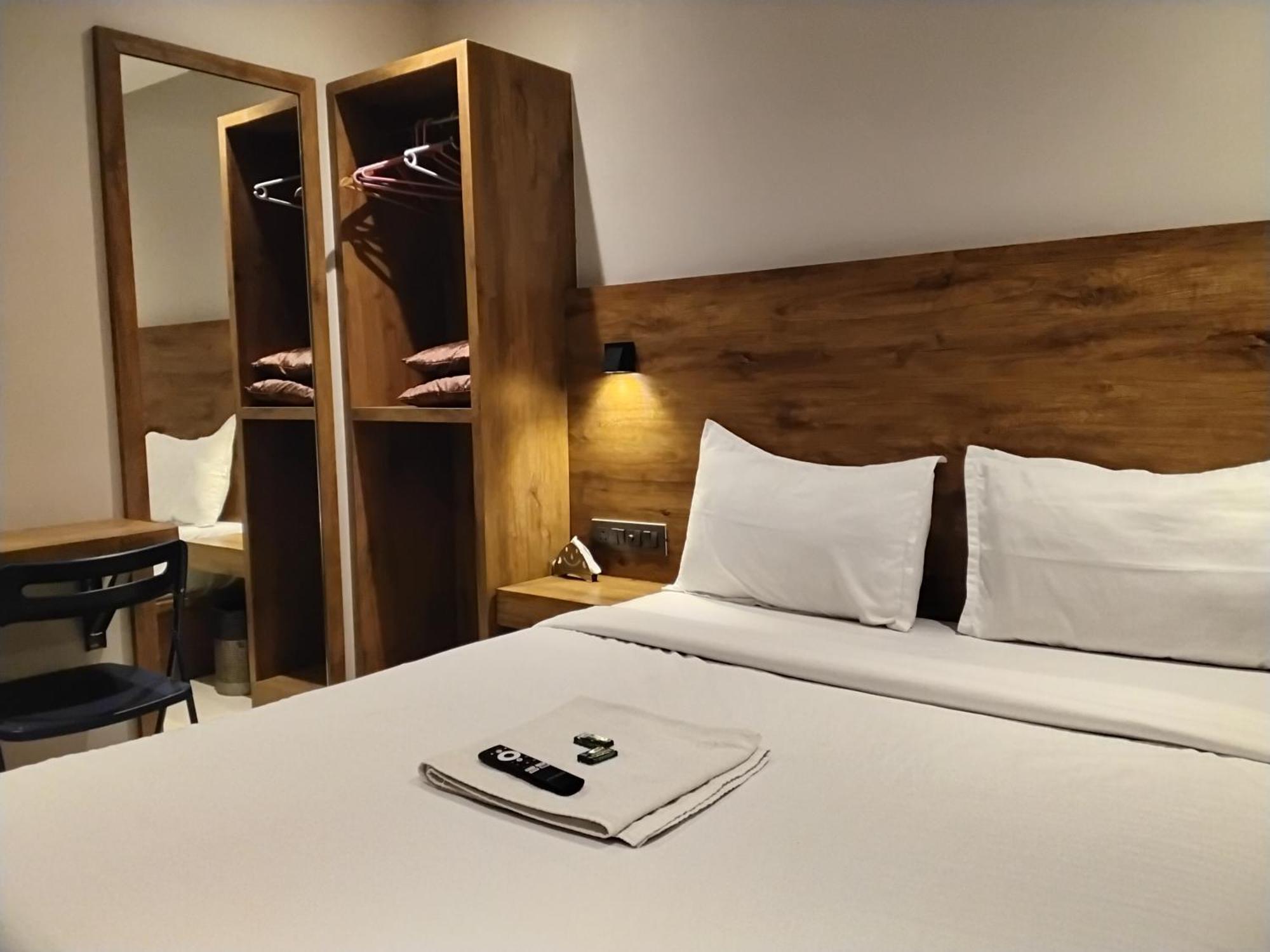 Hotel New Wind Flower Residency Mumbai