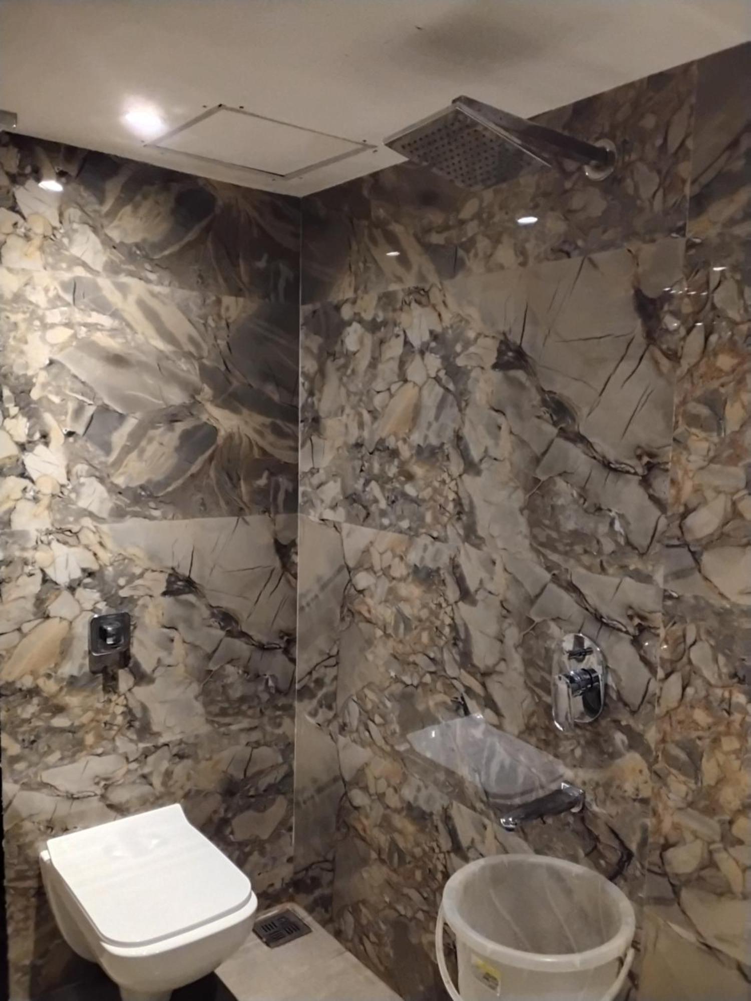 New Wind Flower Residency Hotel *