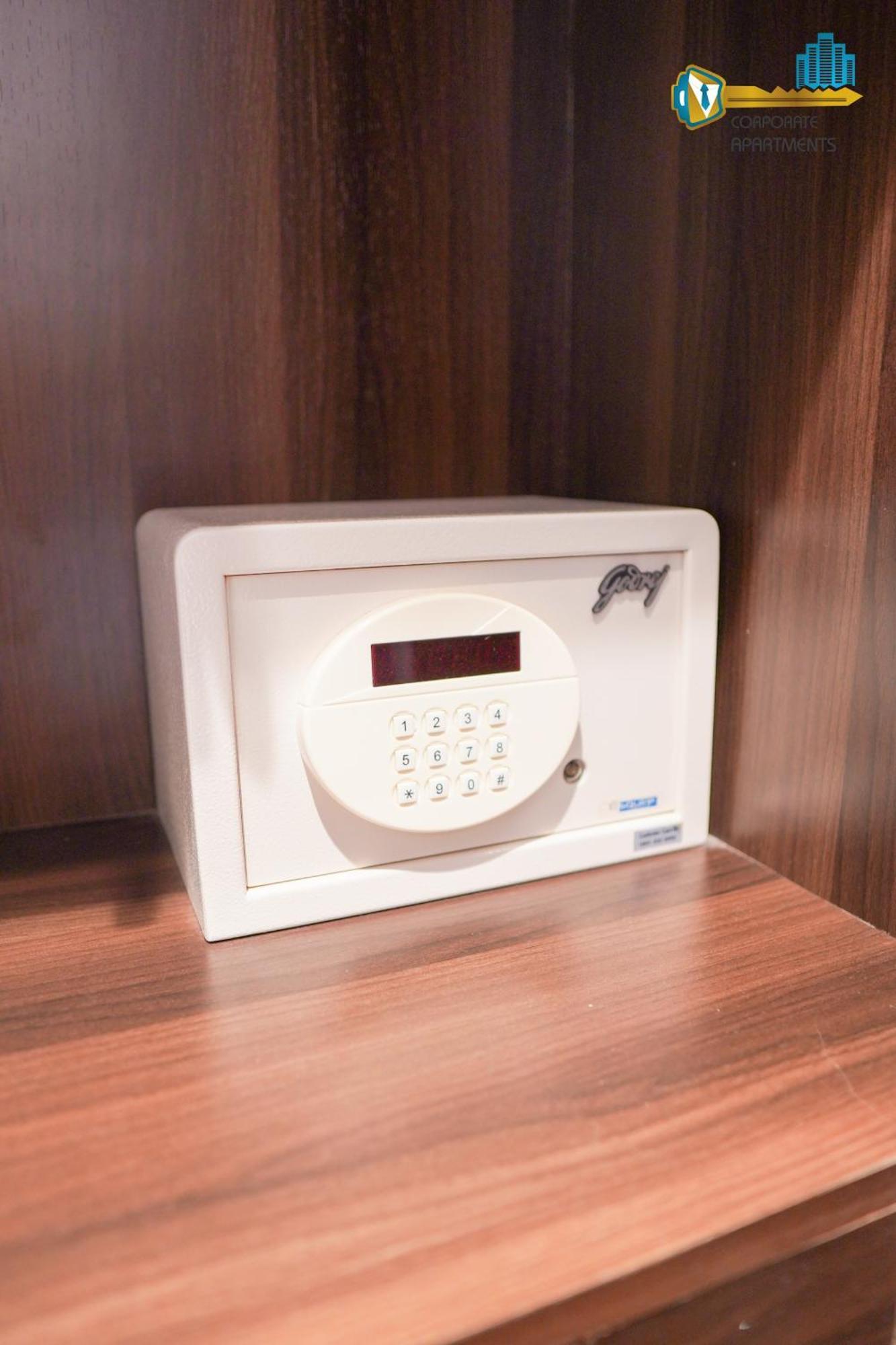 Corporate Apartment, Santacruz, Near Bkc * Mumbai