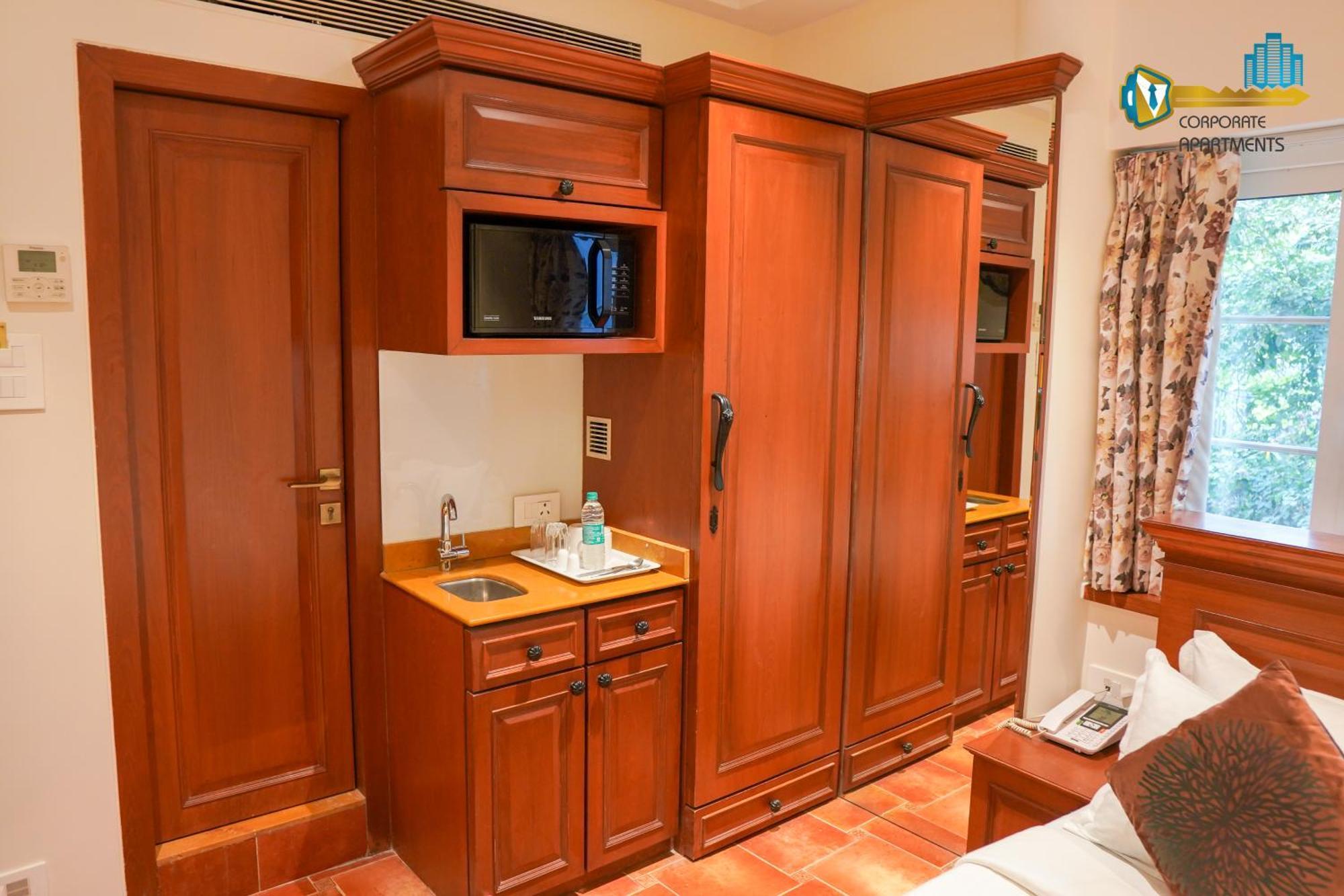 Corporate Apartment, Santacruz, Near Bkc