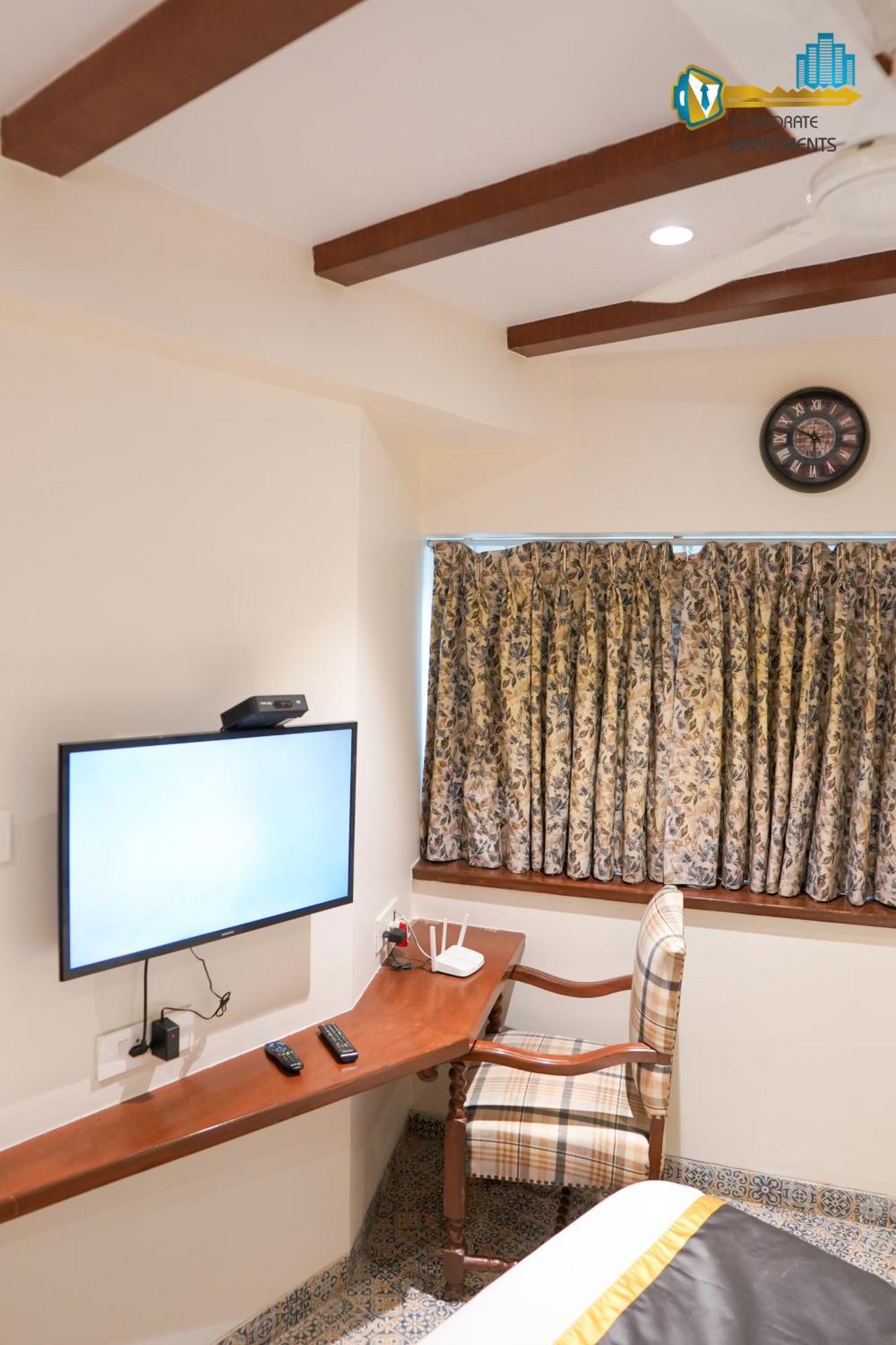 Corporate Apartment, Santacruz, Near Bkc