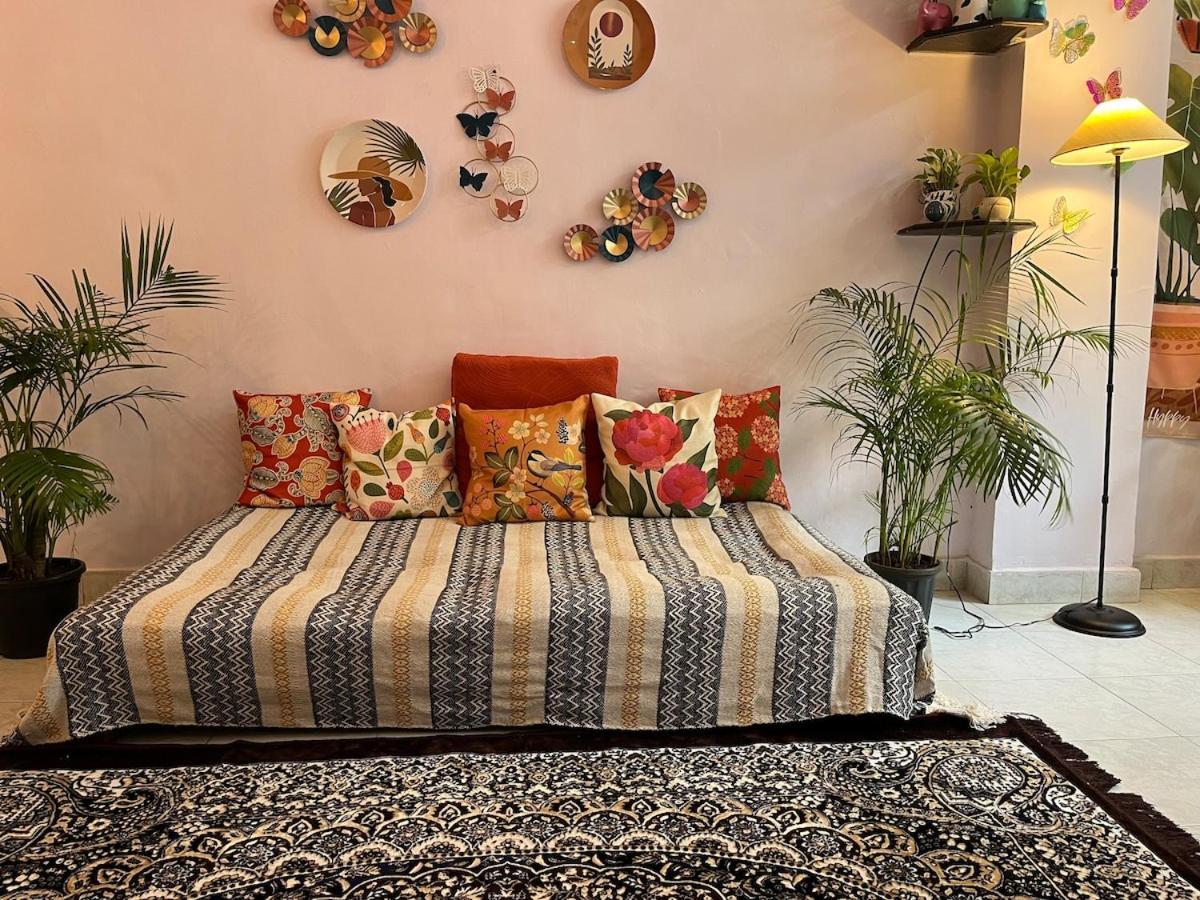 A Cozy & Peaceful Entire 1bhk House Near The Apartment *
