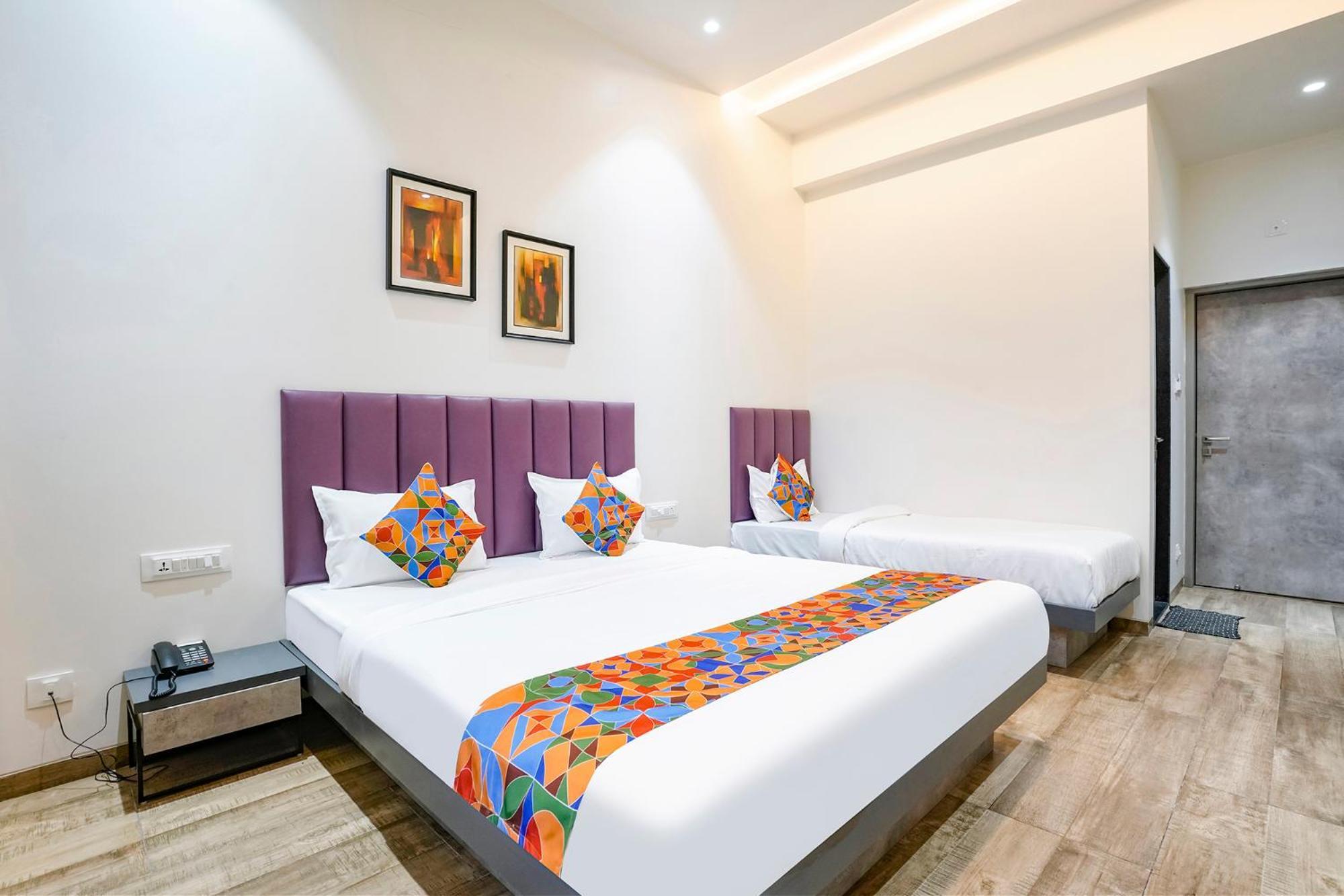 Fabhotel Global Spaces - Nr Nesco Exhibition Center Hotel Bombaim