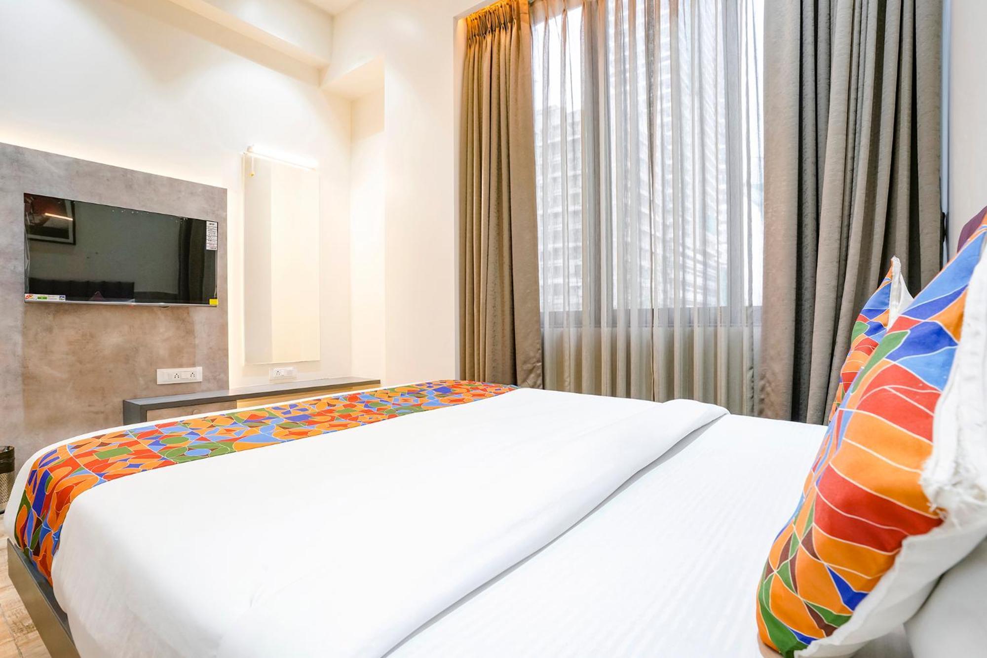 Fabhotel Global Spaces - Nr Nesco Exhibition Center Hotel Bombaim