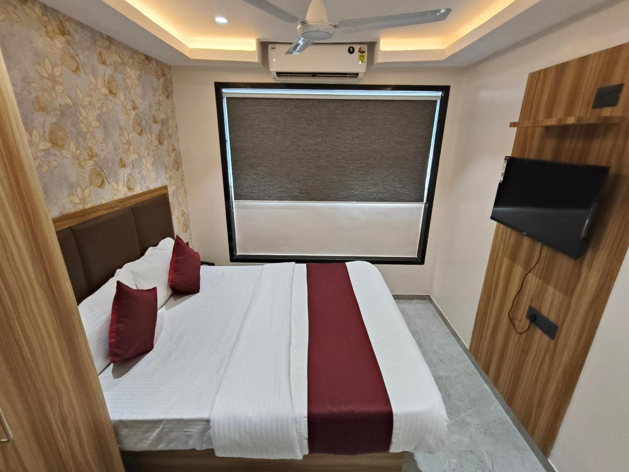 Hotel Golden Tree