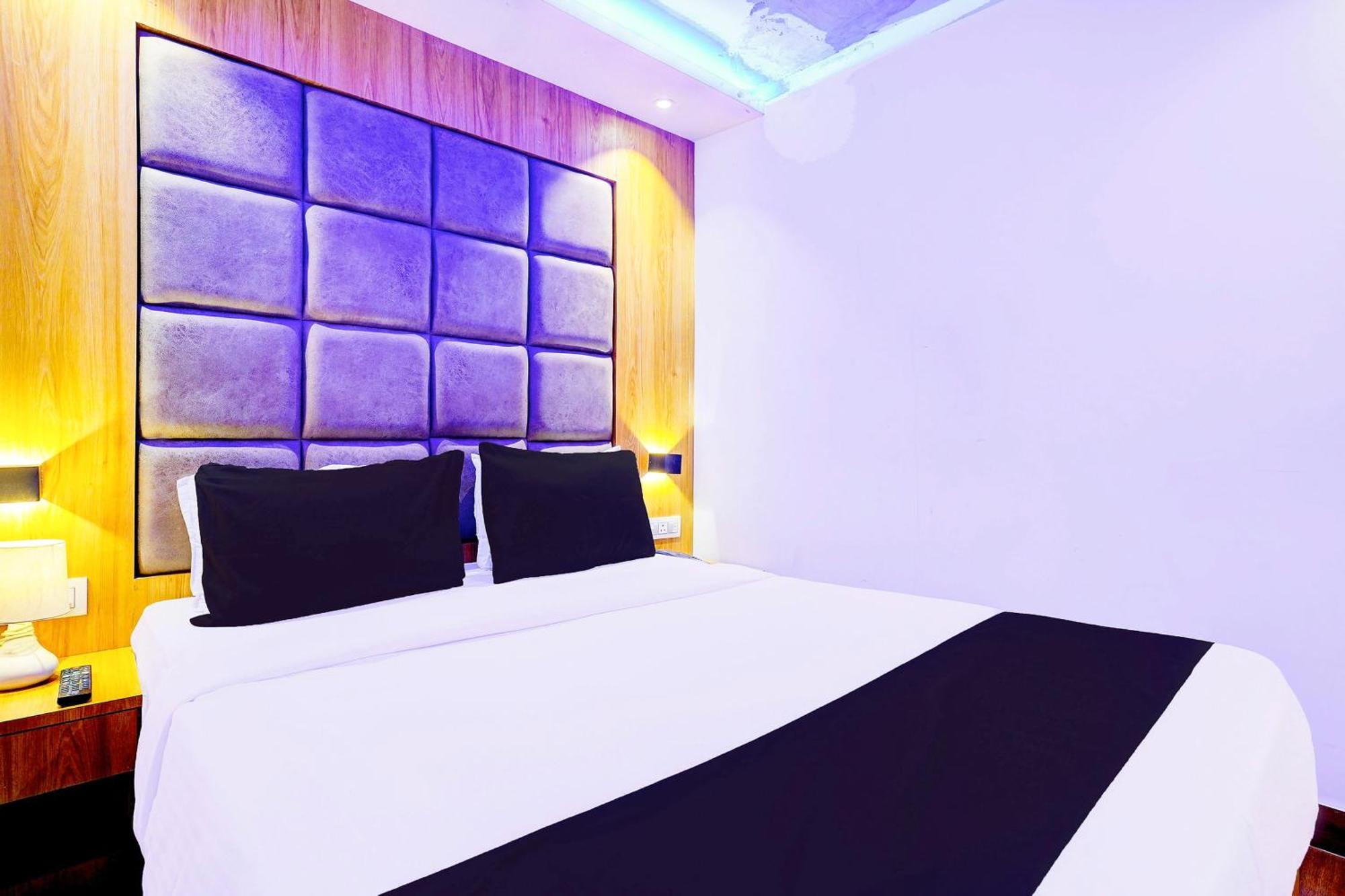 Super O Sakinaka Andheri Kurla Road Hotel