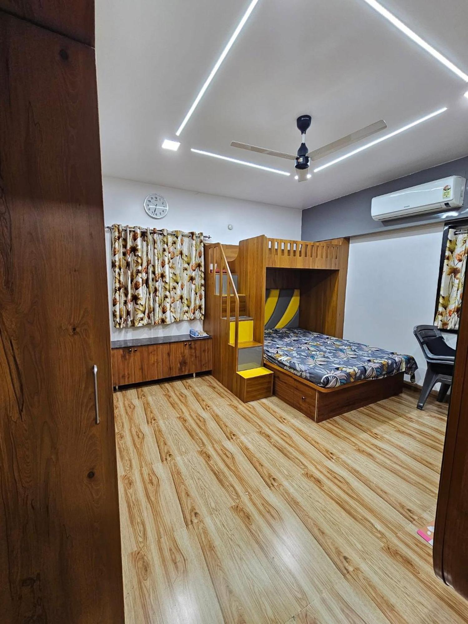 Laxmi Prabha Raheja Mumbai