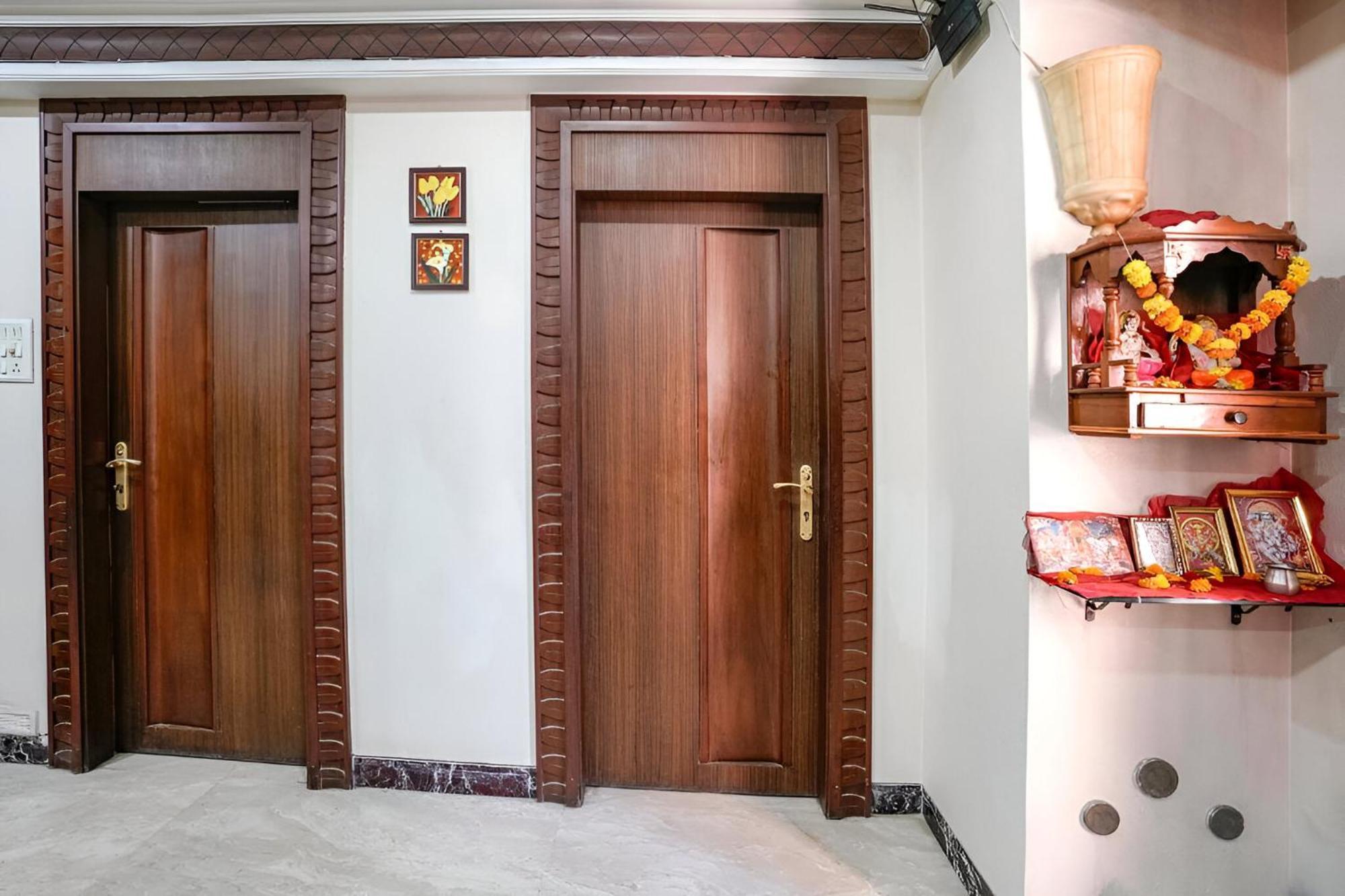 Retreats At Welcome Nr Andheri Apartment Mumbai