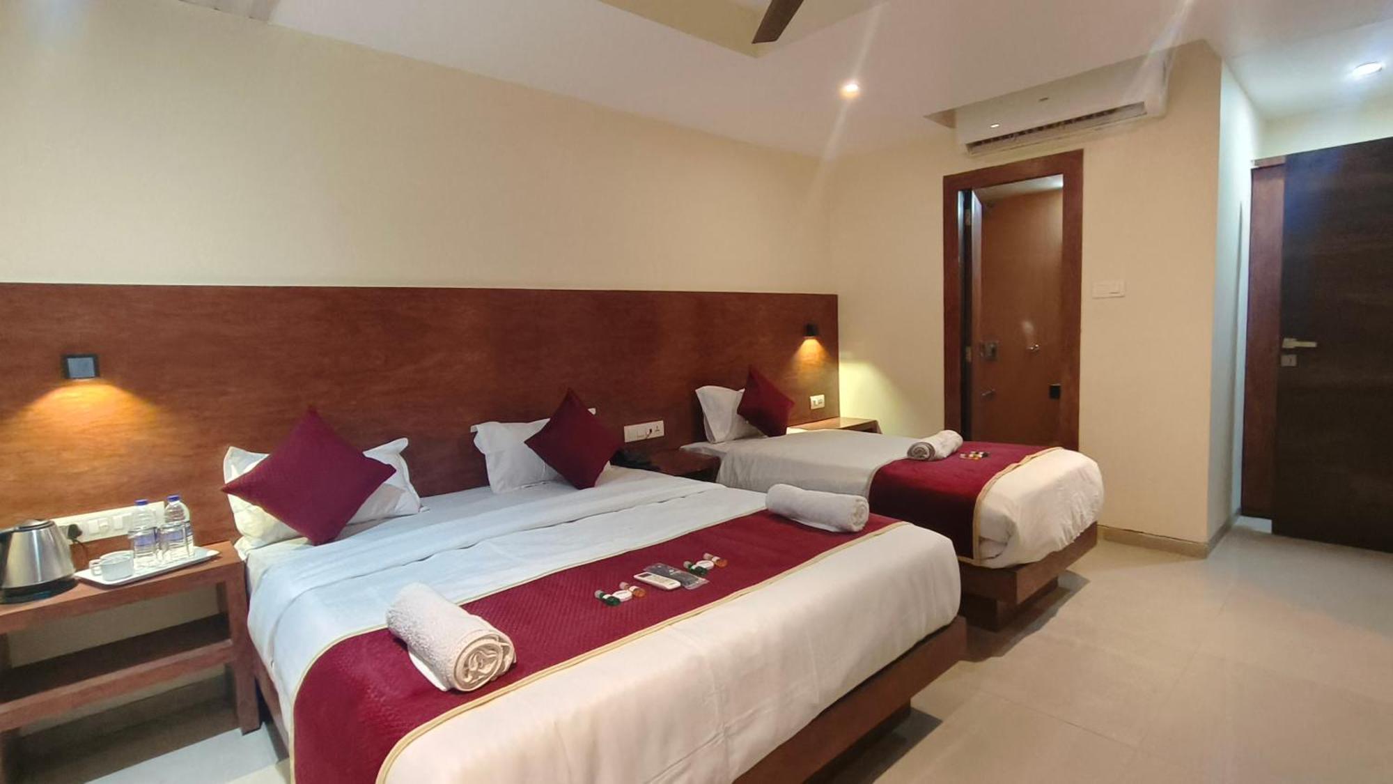 Ashraya International Hotel