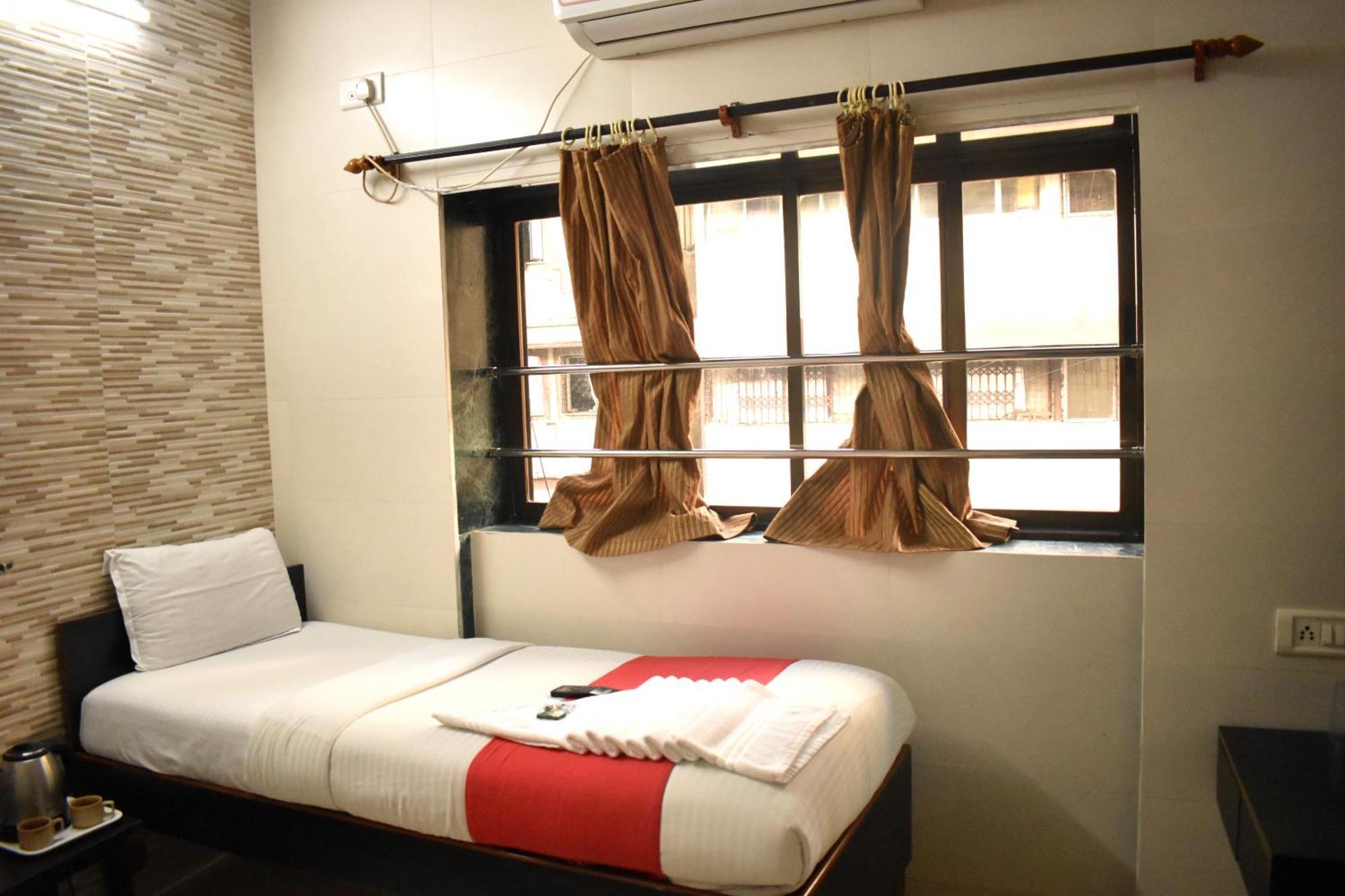 Hotel Kamal - Mumbai