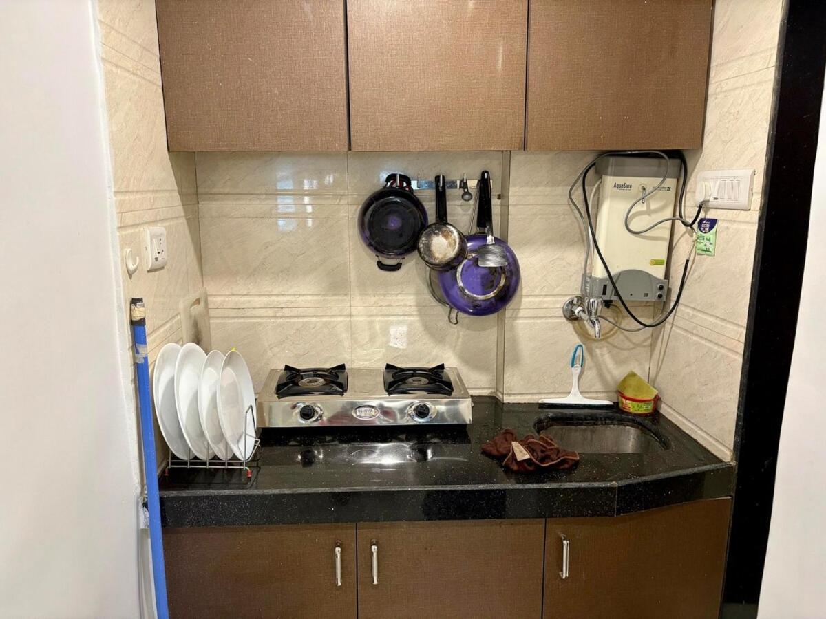 6th Floor 1bhk Close To Bkc * Mumbai