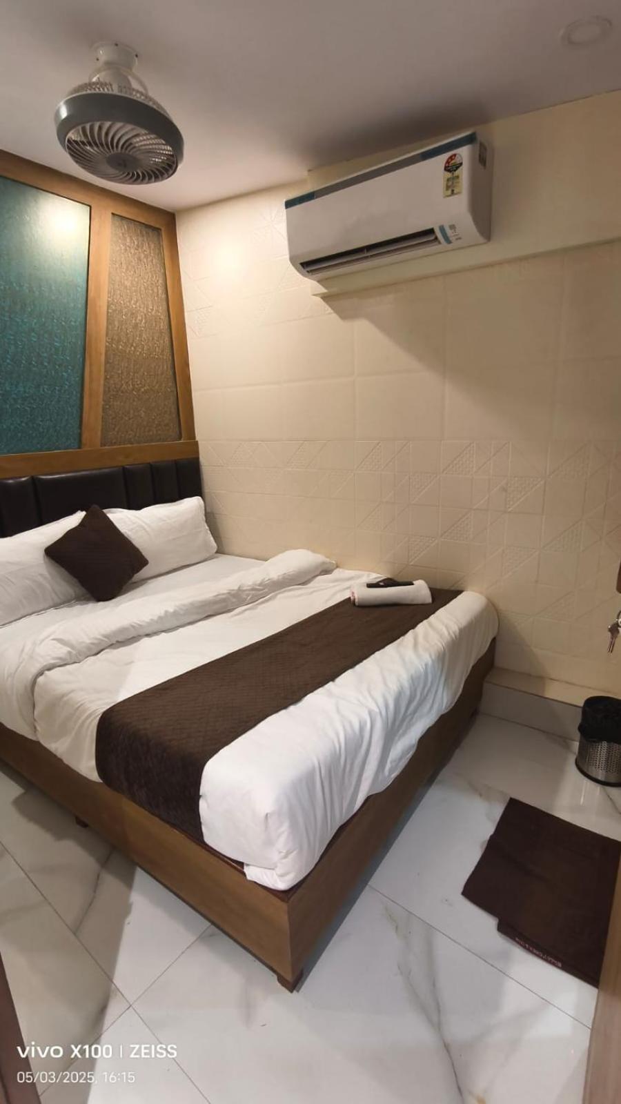 Crest Hotel