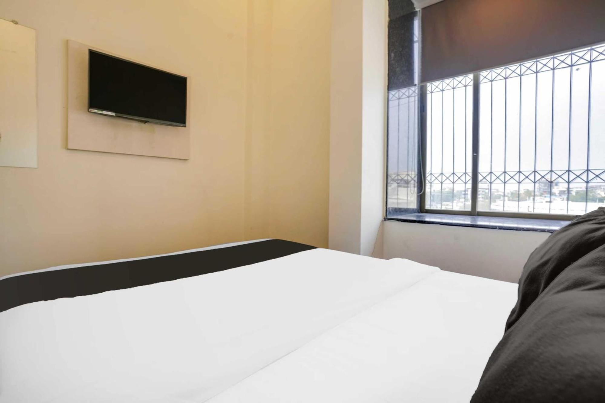 Townhouse Parle 4*