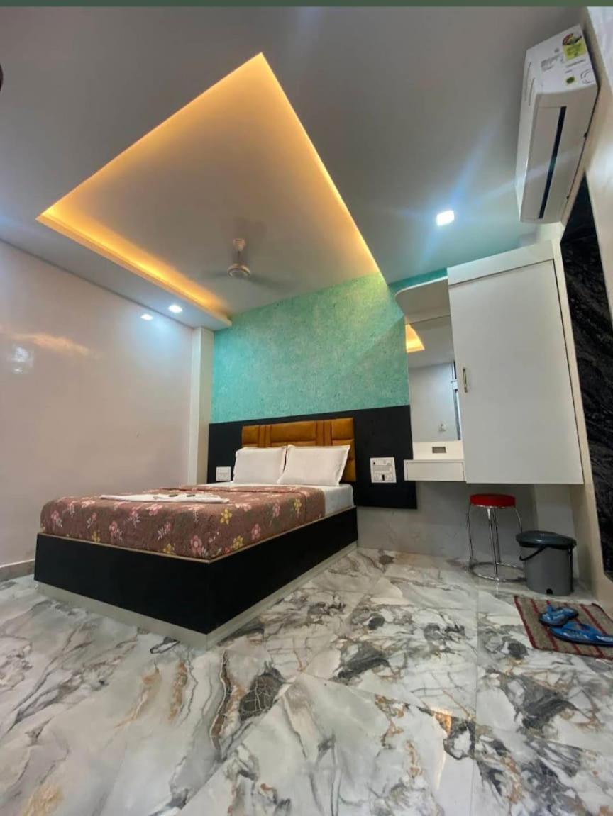 Galaxy Guest house Mumbai