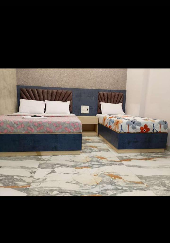 Galaxy Guest house *