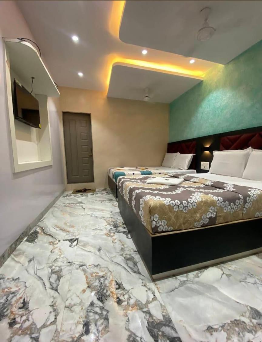 Guest house Galaxy Mumbai