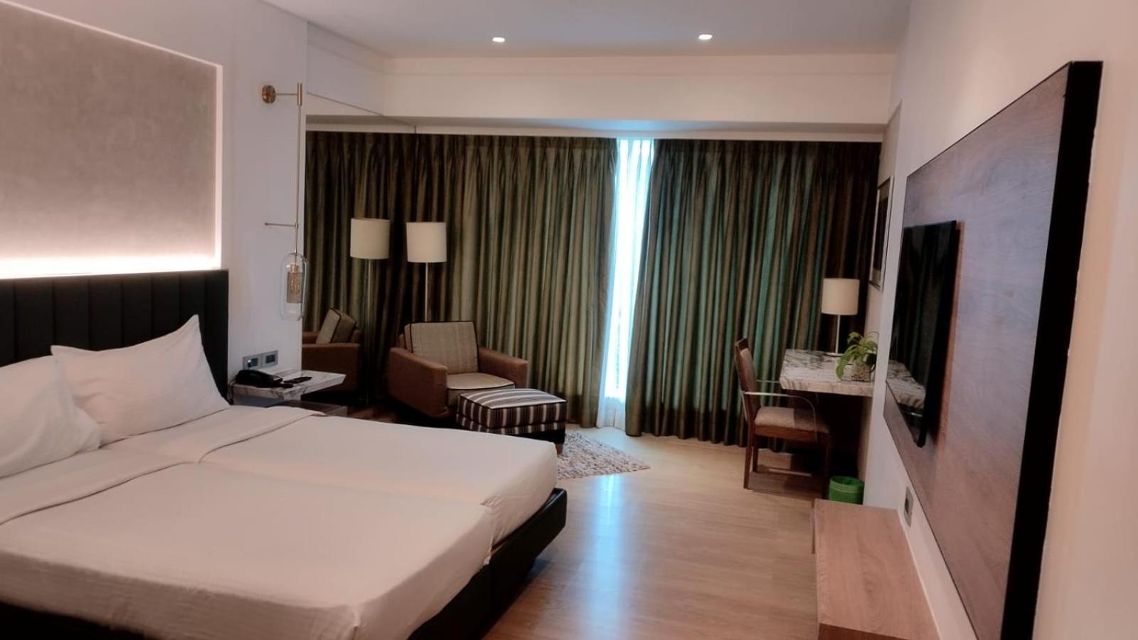 Hotel Mirage Hotel, International Airport Mumbai