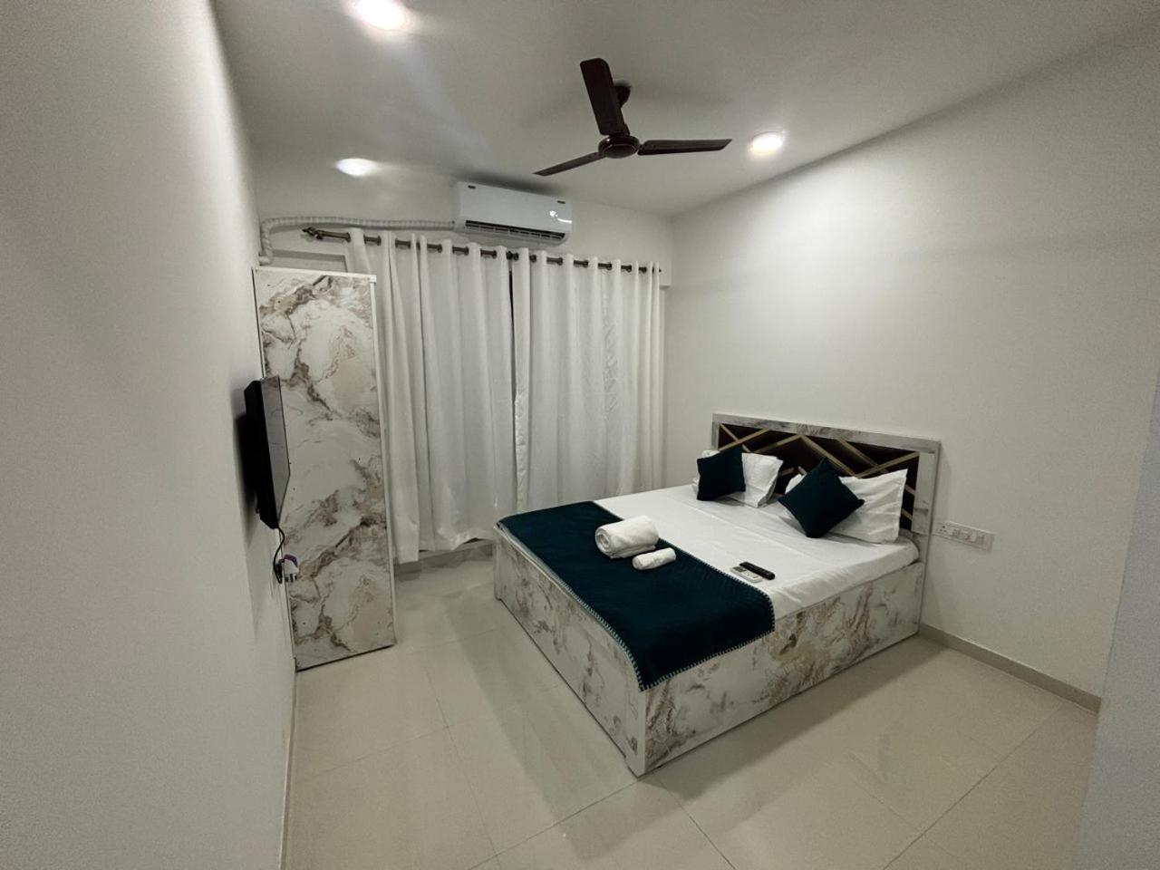 Atithi Homes Luxe Kandivali Apartment