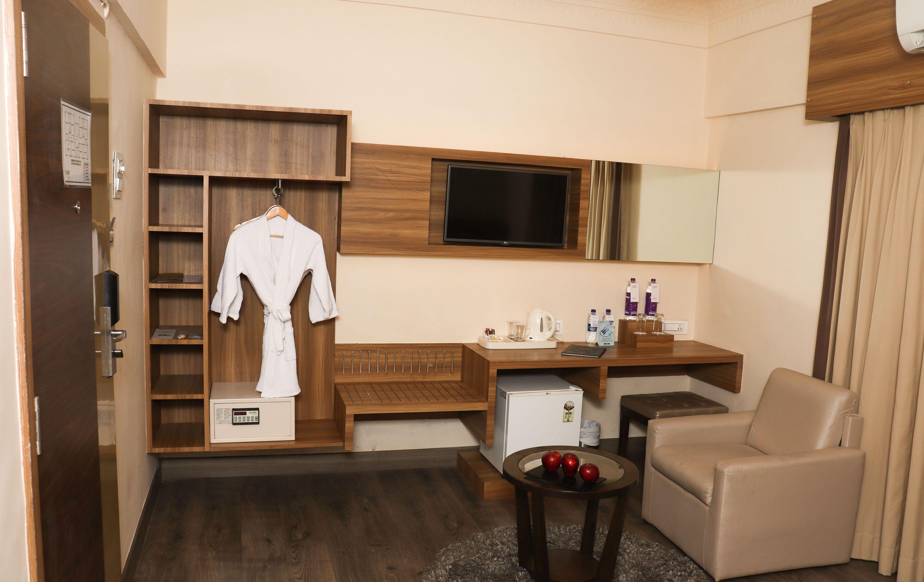 Hotel Bawa Regency 3*