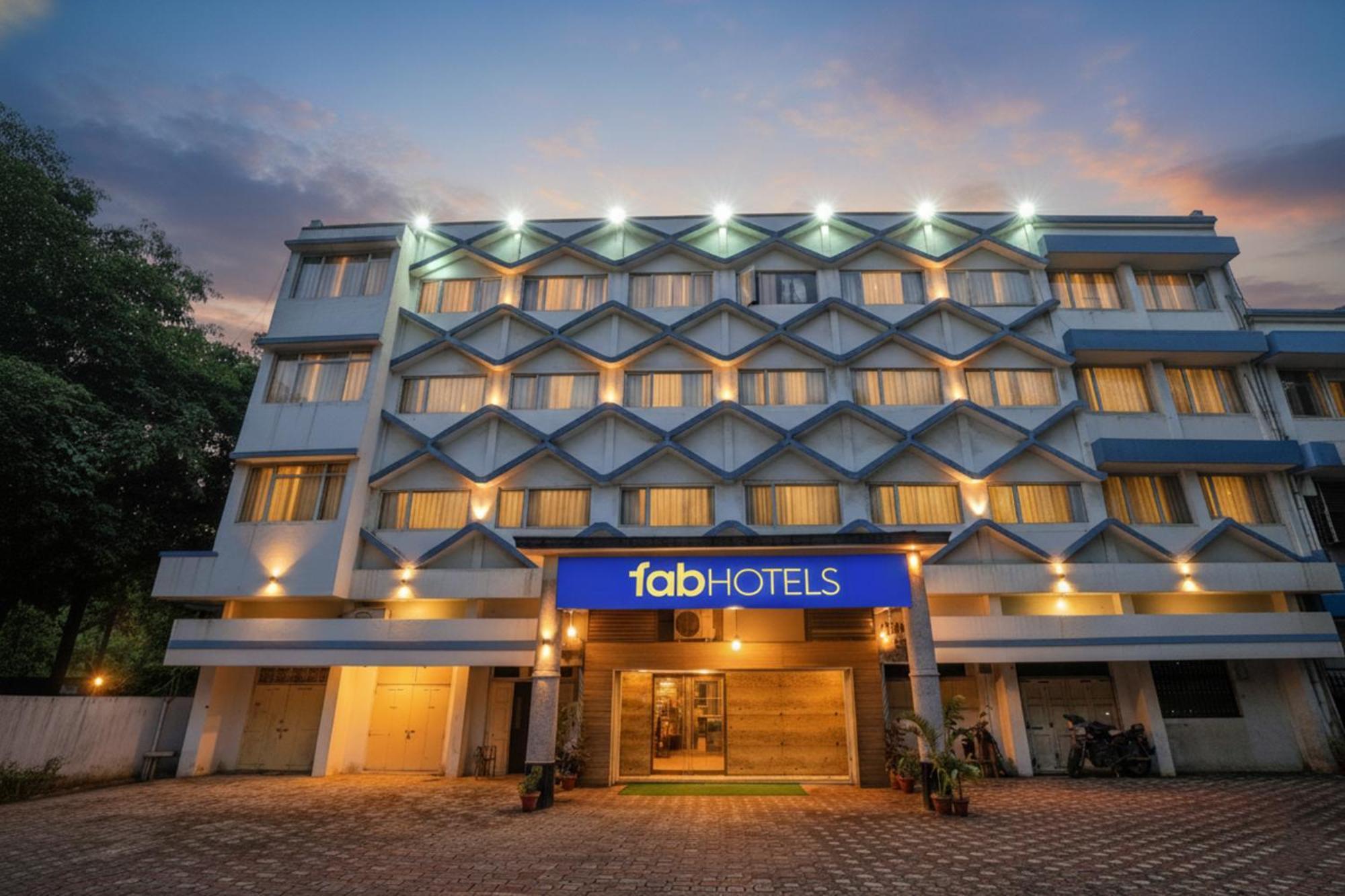Fabhotel Neelkamal - Chembur 3*
