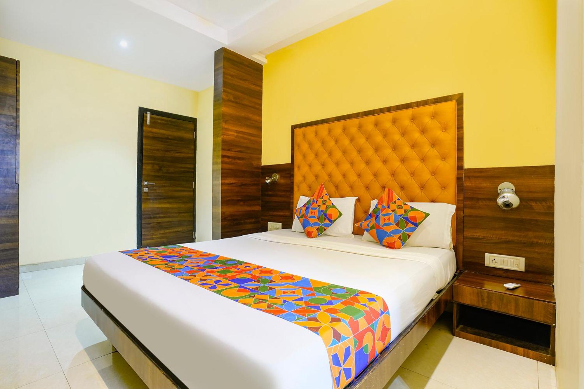 Hotel Via New Silver Elite Mumbai