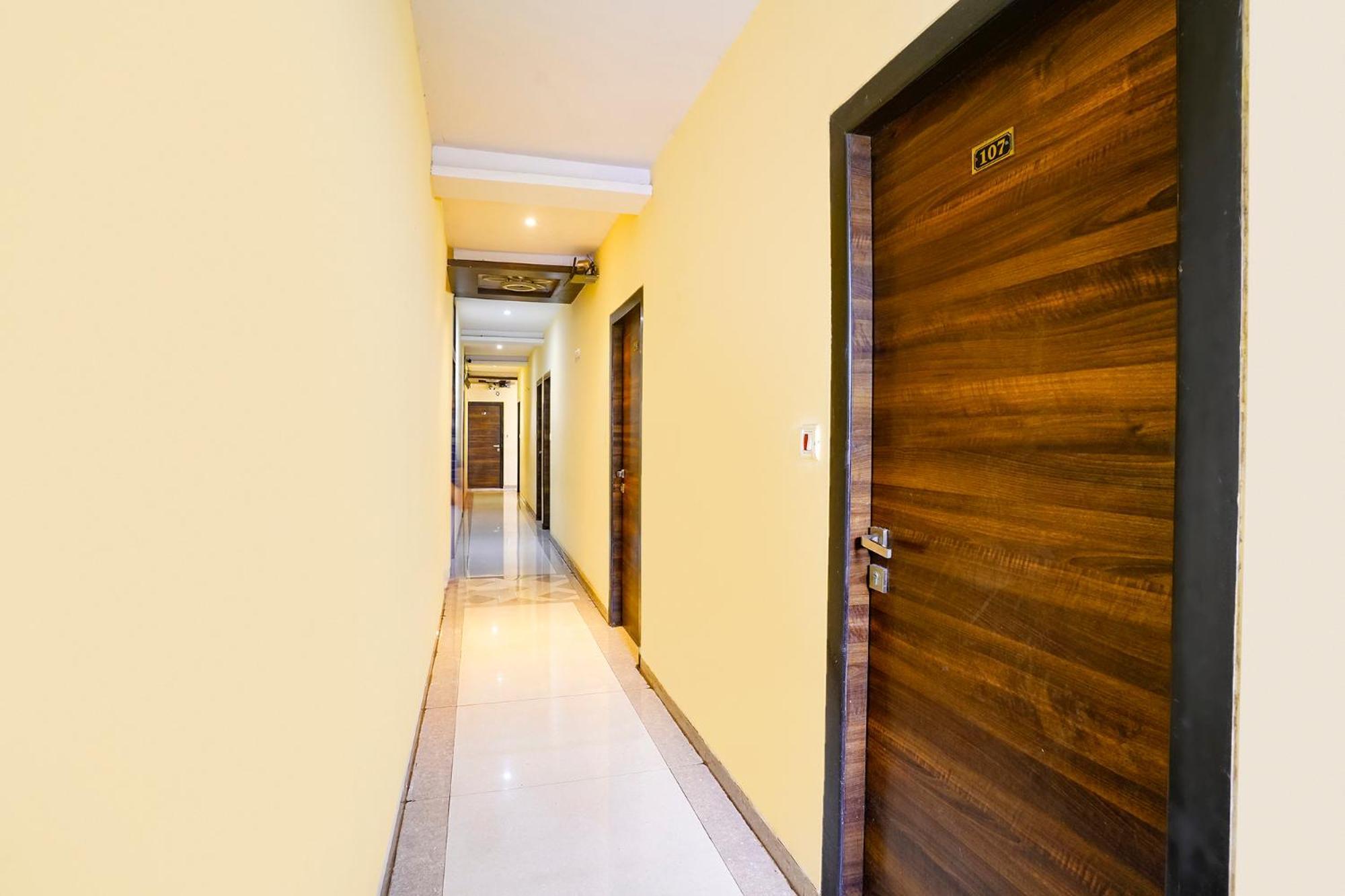 Via New Silver Elite