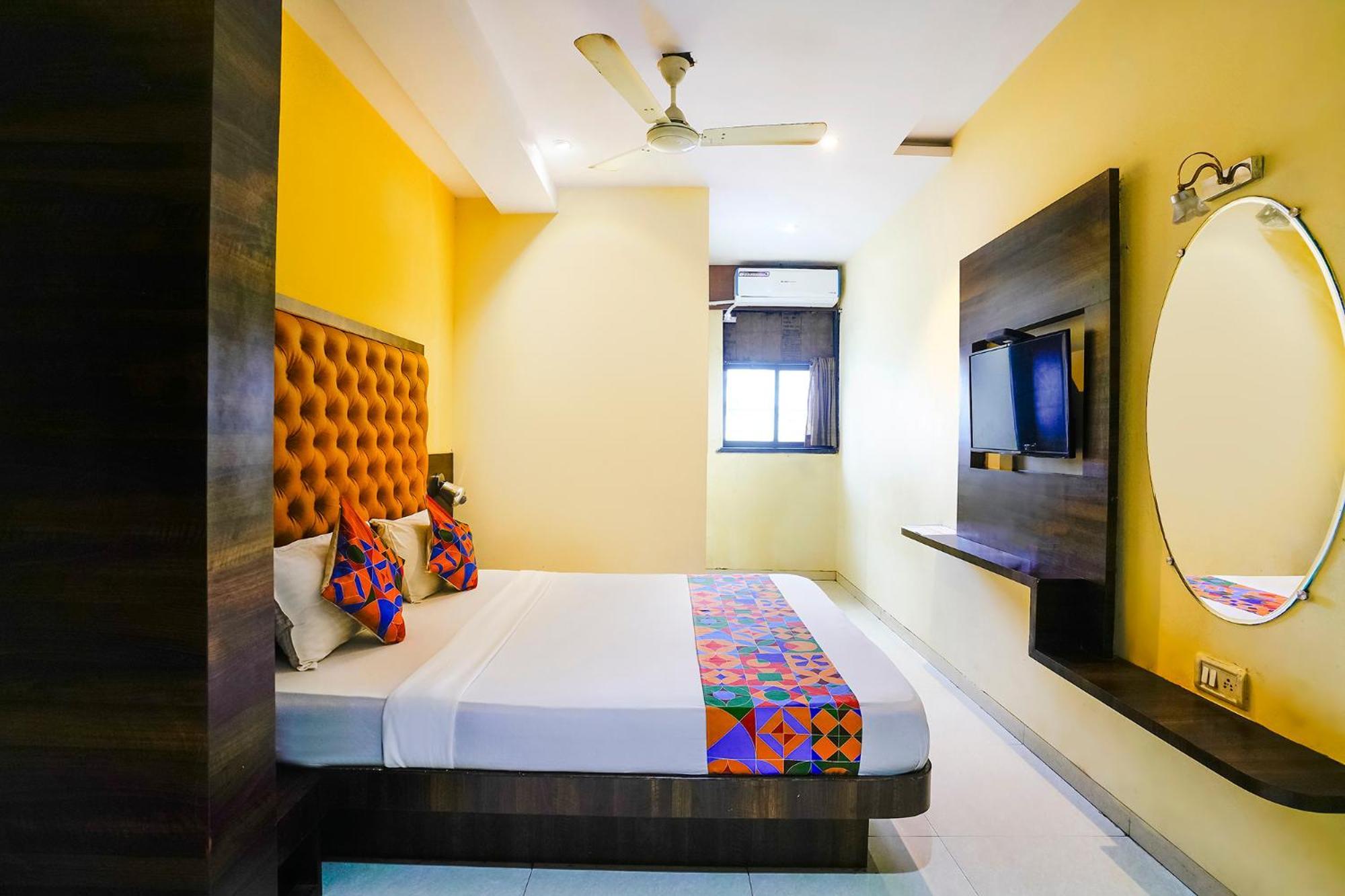 Via New Silver Elite Hotel