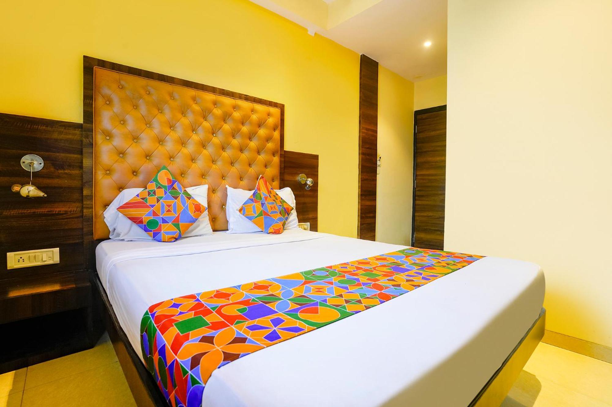 Hotel Via New Silver Elite