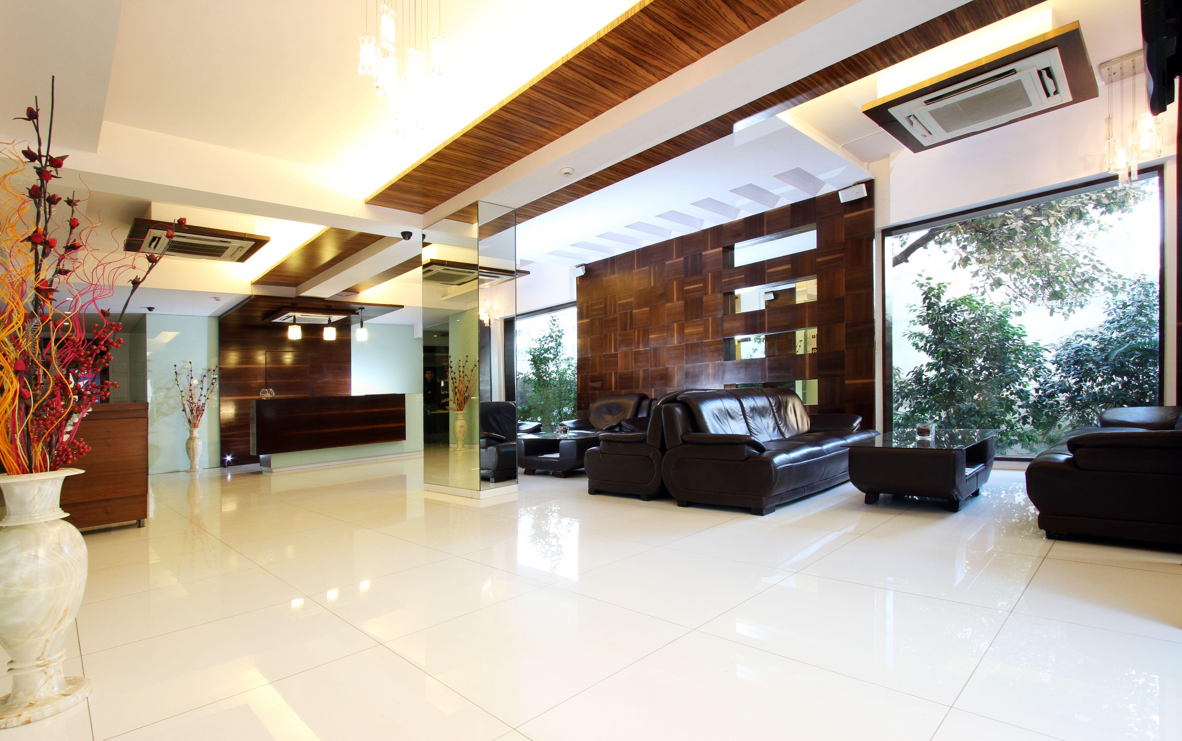 Nestor Hotel, Hotel 4*