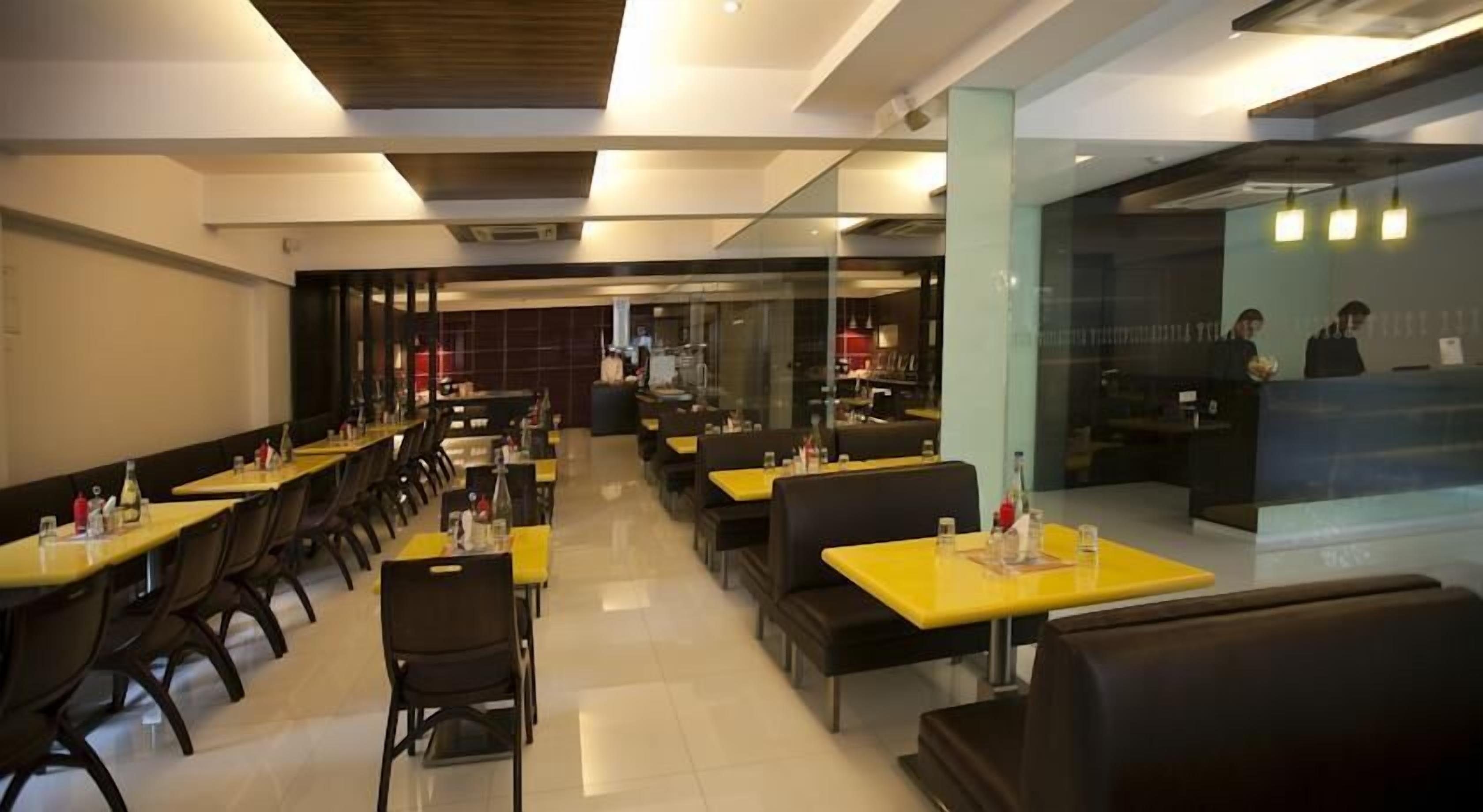 Nestor Hotel, Hotel
