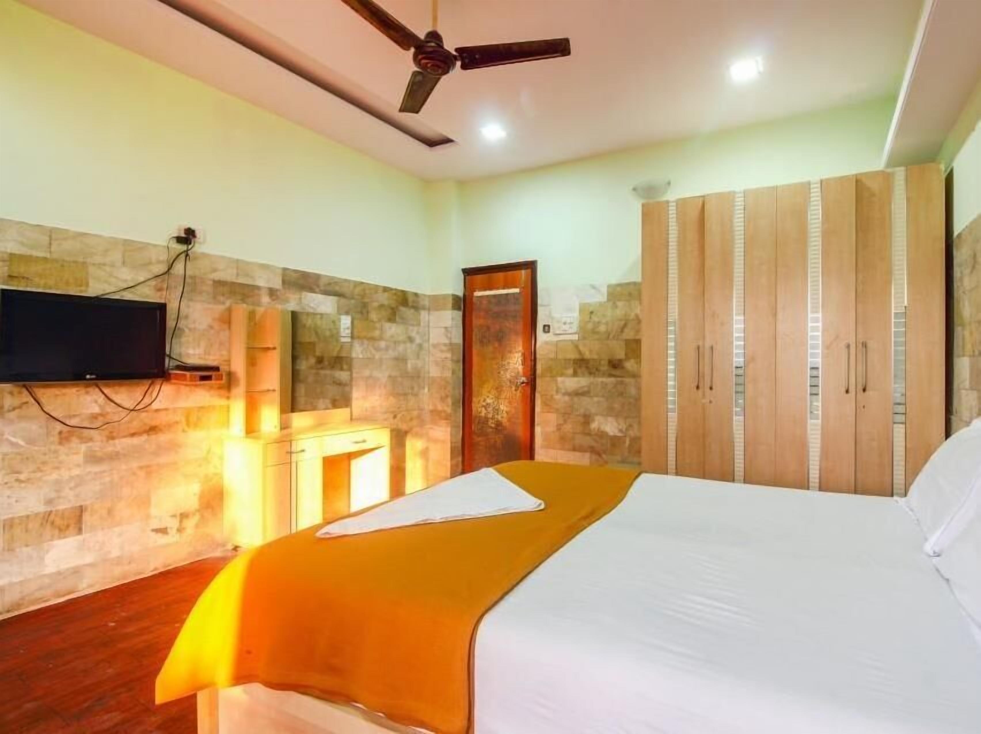 Hotel Evergreen Mumbai