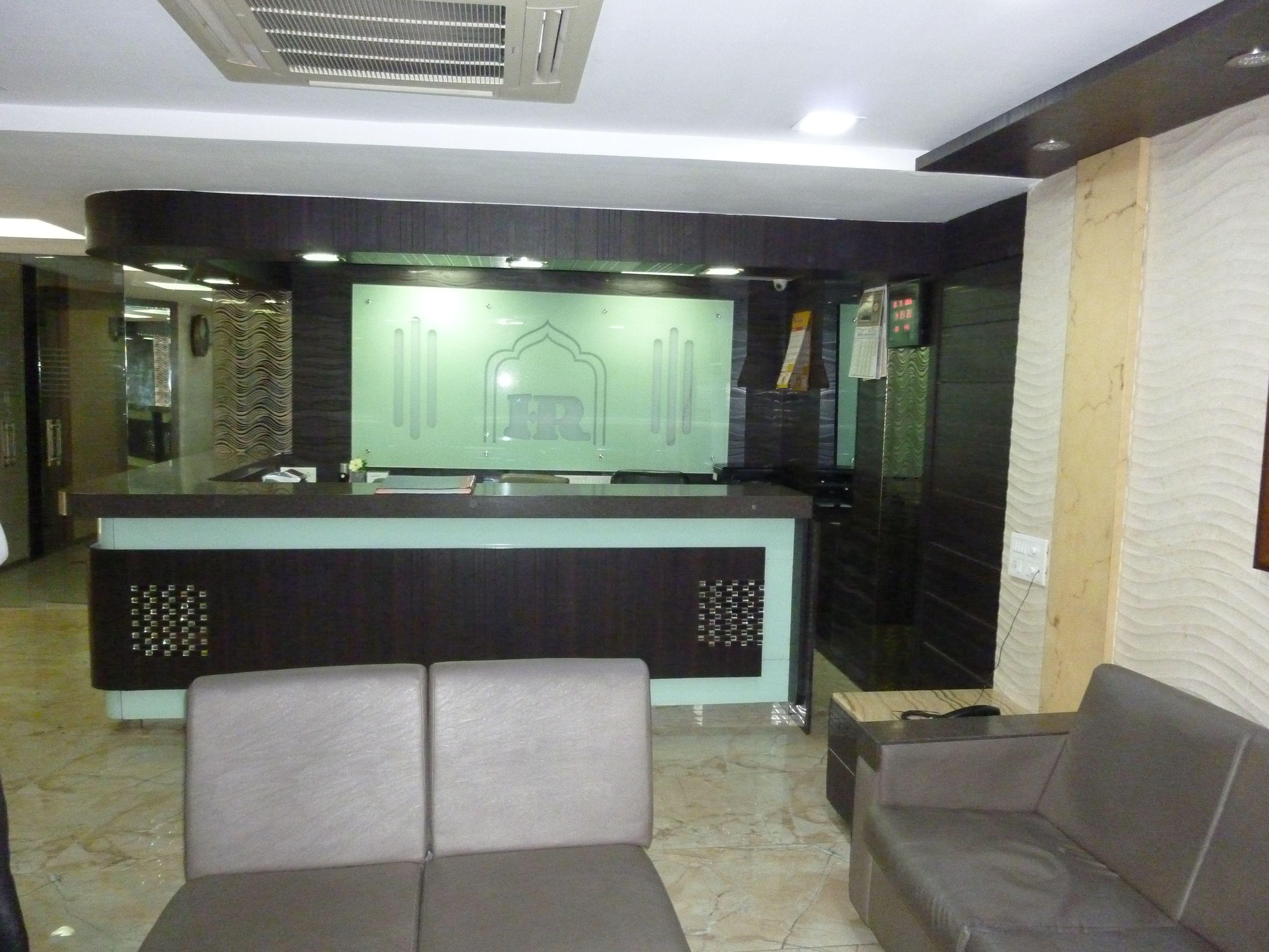 Regal Palace Hotel 3*